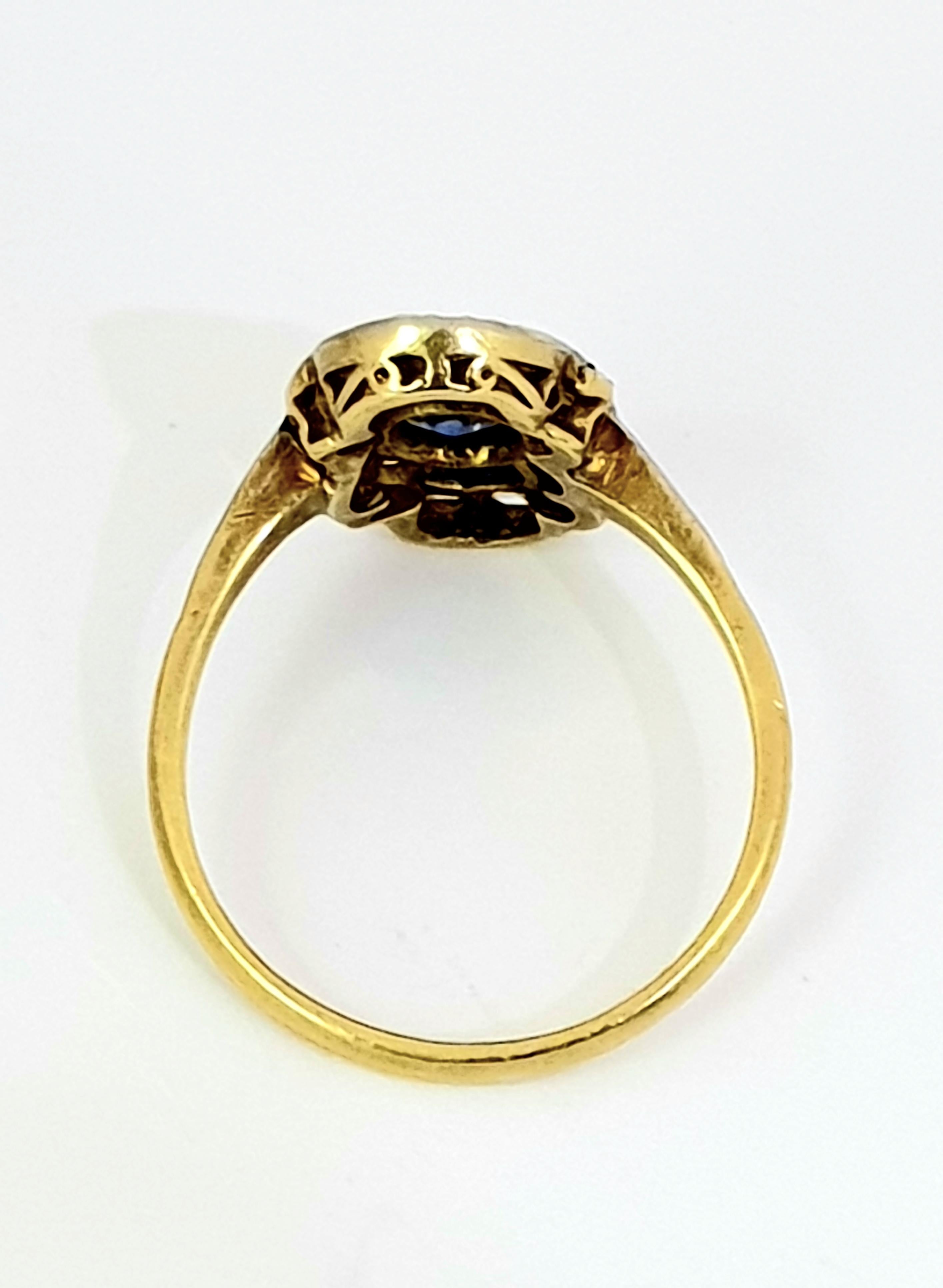 Antique Sapphire Gold Plaque Ring In Good Condition For Sale In Dublin, IE