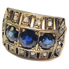 Vintage Sapphire Gold Ring