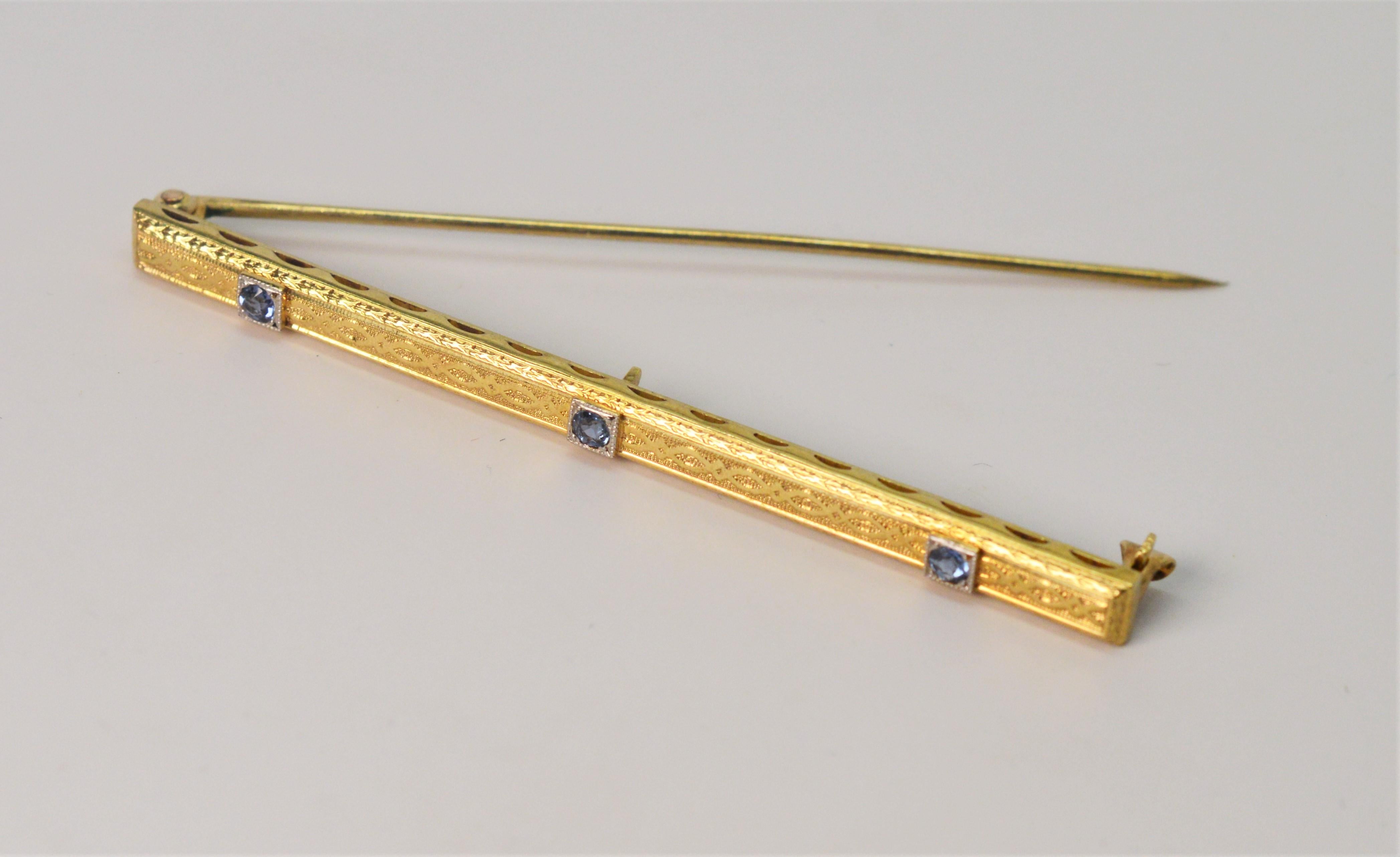 Round Cut Antique Sapphire Yellow Gold Bar Pin Brooch