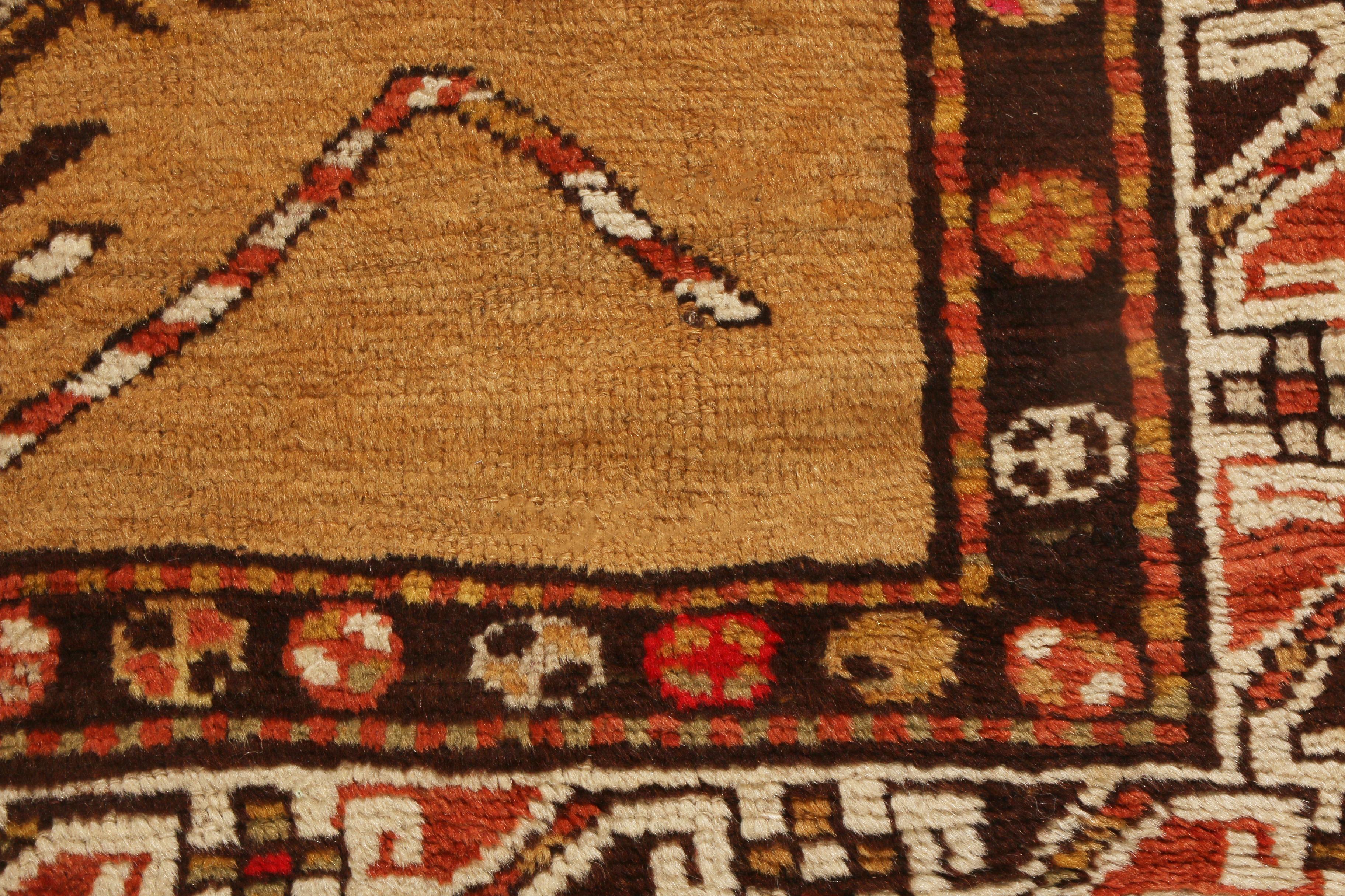 Antiker geometrischer persischer Sarab-Läufer aus Wolle in Orange und Rot von Teppich & Kelim (Frühes 20. Jahrhundert) im Angebot