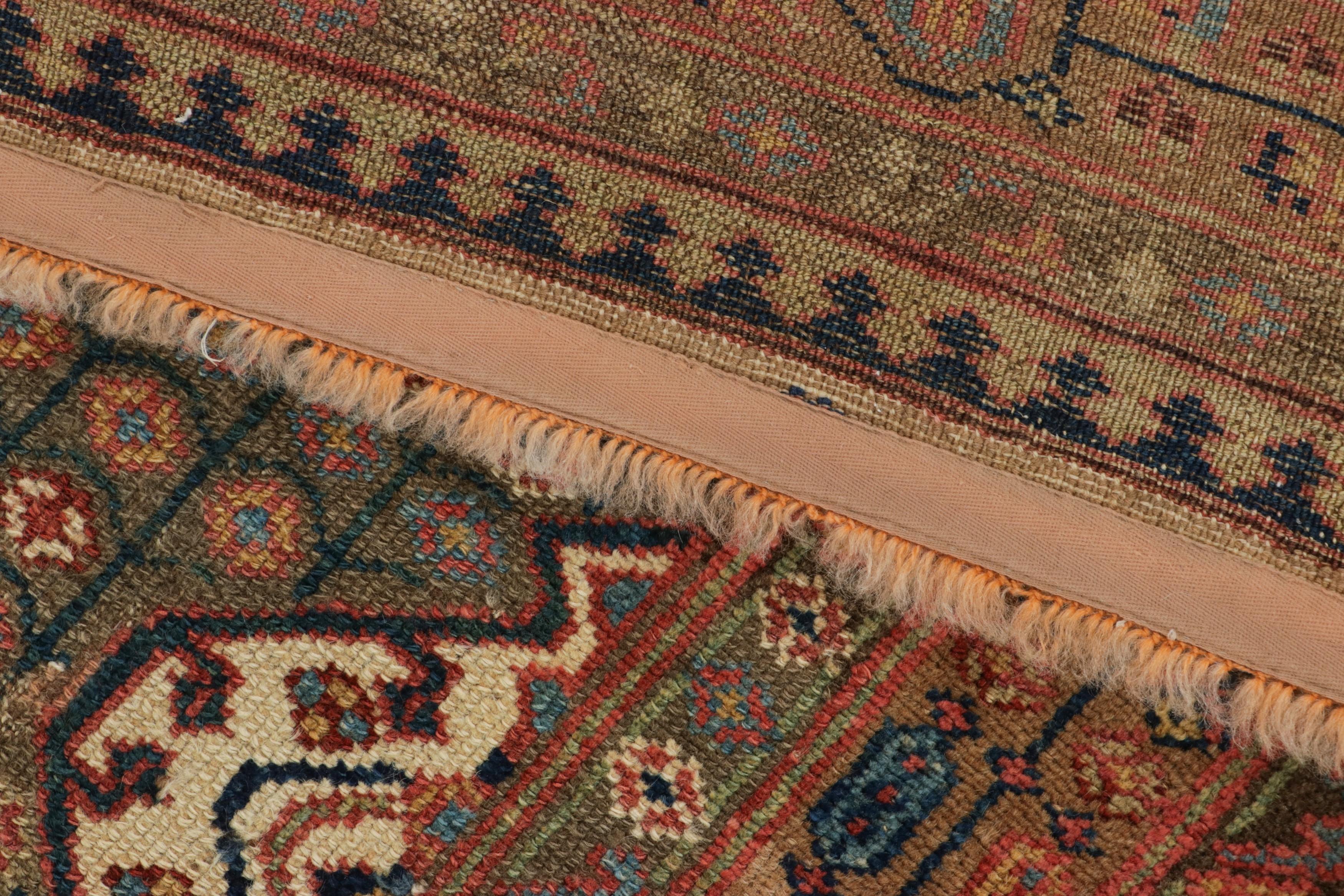 Antiker Sarab Persischer Läufer Teppich, Polychrome Geometrische Medaillons - Rug & Kilim im Angebot 1