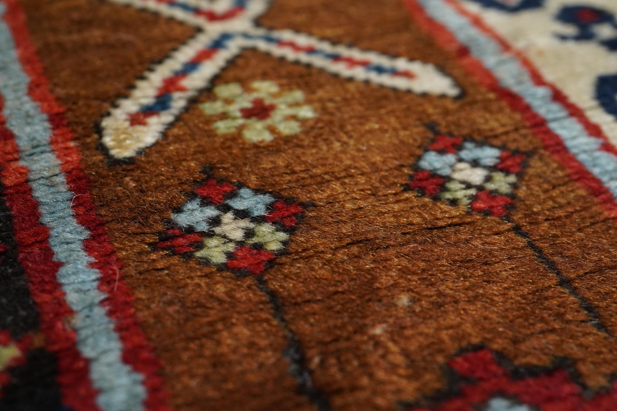 Antiker Sarab-Teppich im Angebot 1
