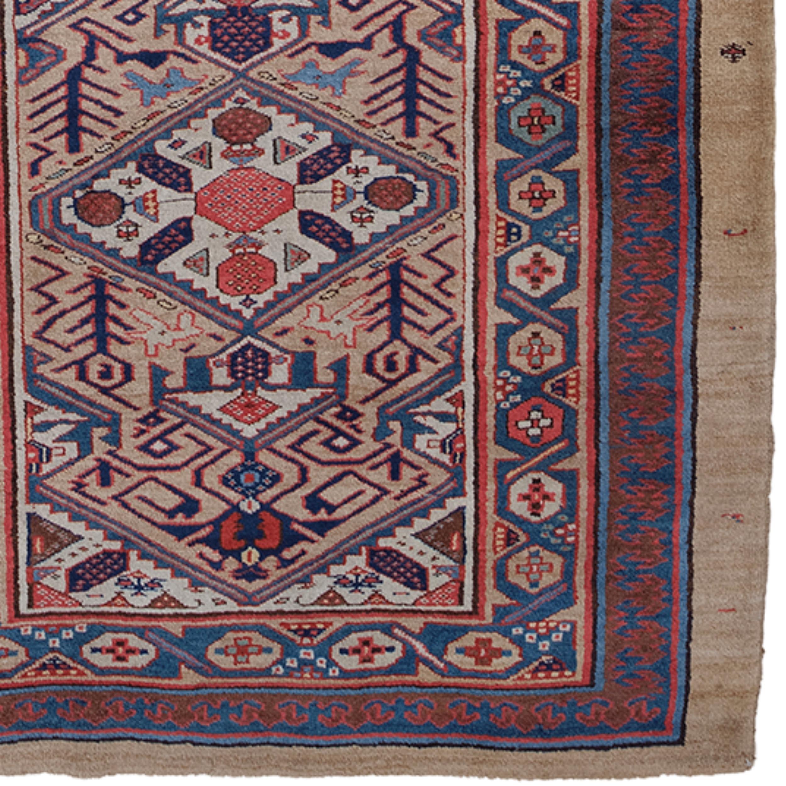 Antiker Sarab-Läufer - 19. Jahrhundert im Zustand „Gut“ in Sultanahmet, 34