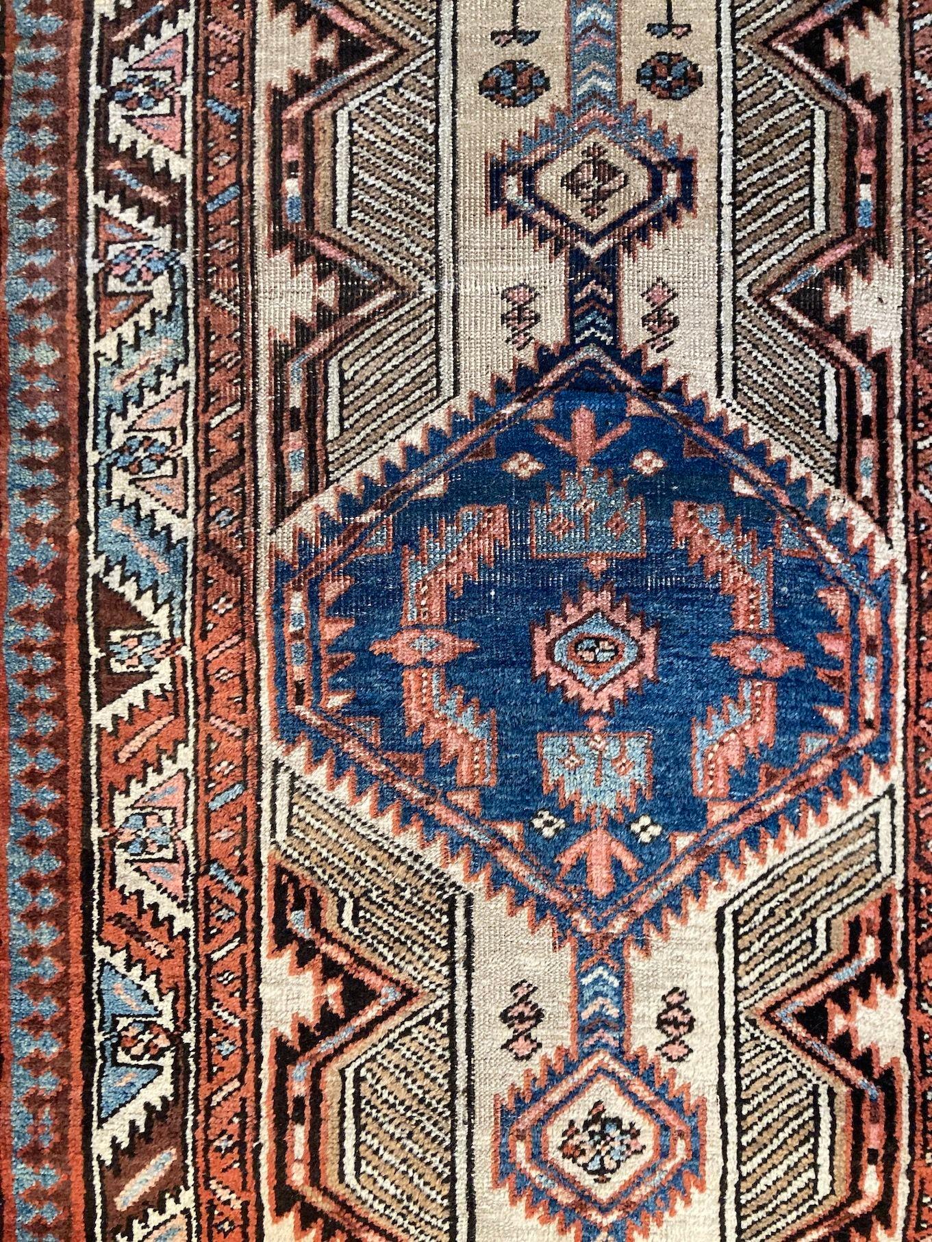 Antiker Sarab-Läufer, 4,29 m x 0,90 m, antik im Angebot 6