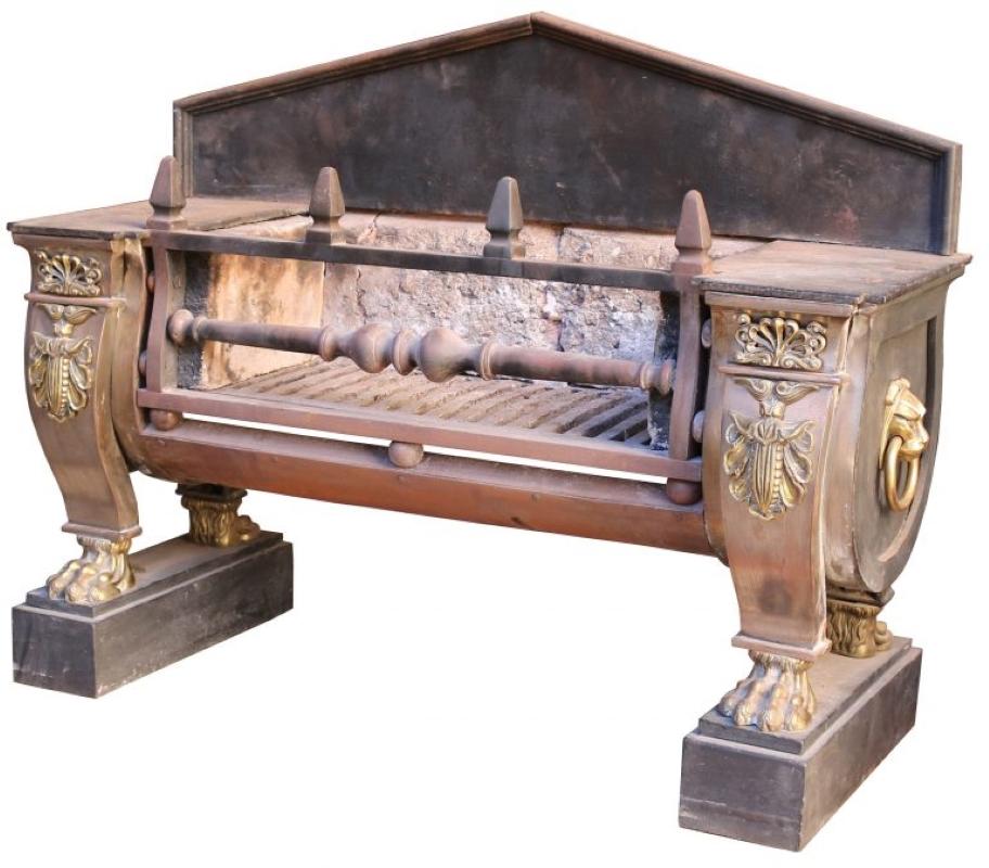 Regency Ancienne grille de fourneau sarcophage de style Bullock en vente