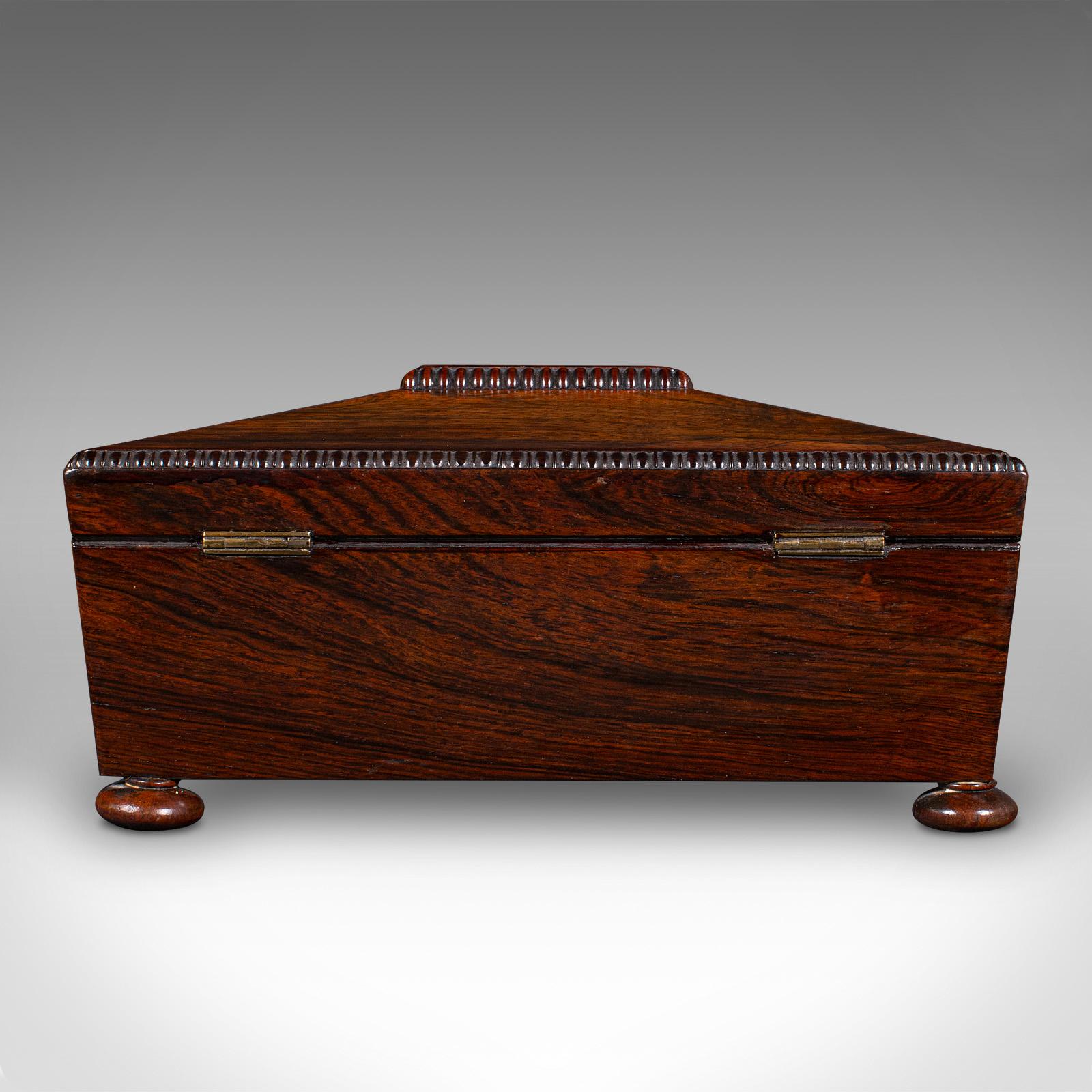 Antiguo Sarcófago Caja de Recuerdos, Inglés, Forrado de Terciopelo, Caja de Guantes, Regencia siglo XIX en venta