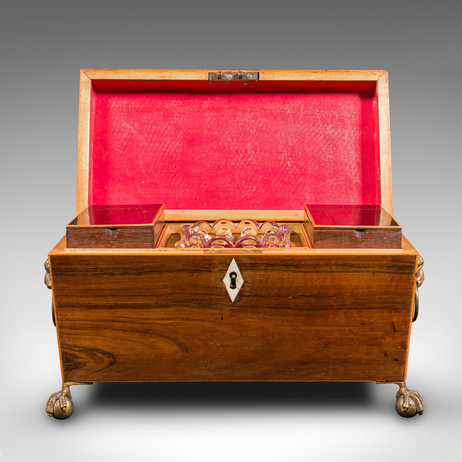 Regency Boîte à thé antique en forme de sarcophage, anglaise, boîte, mélangeur de verre, Régence, vers 1820 en vente