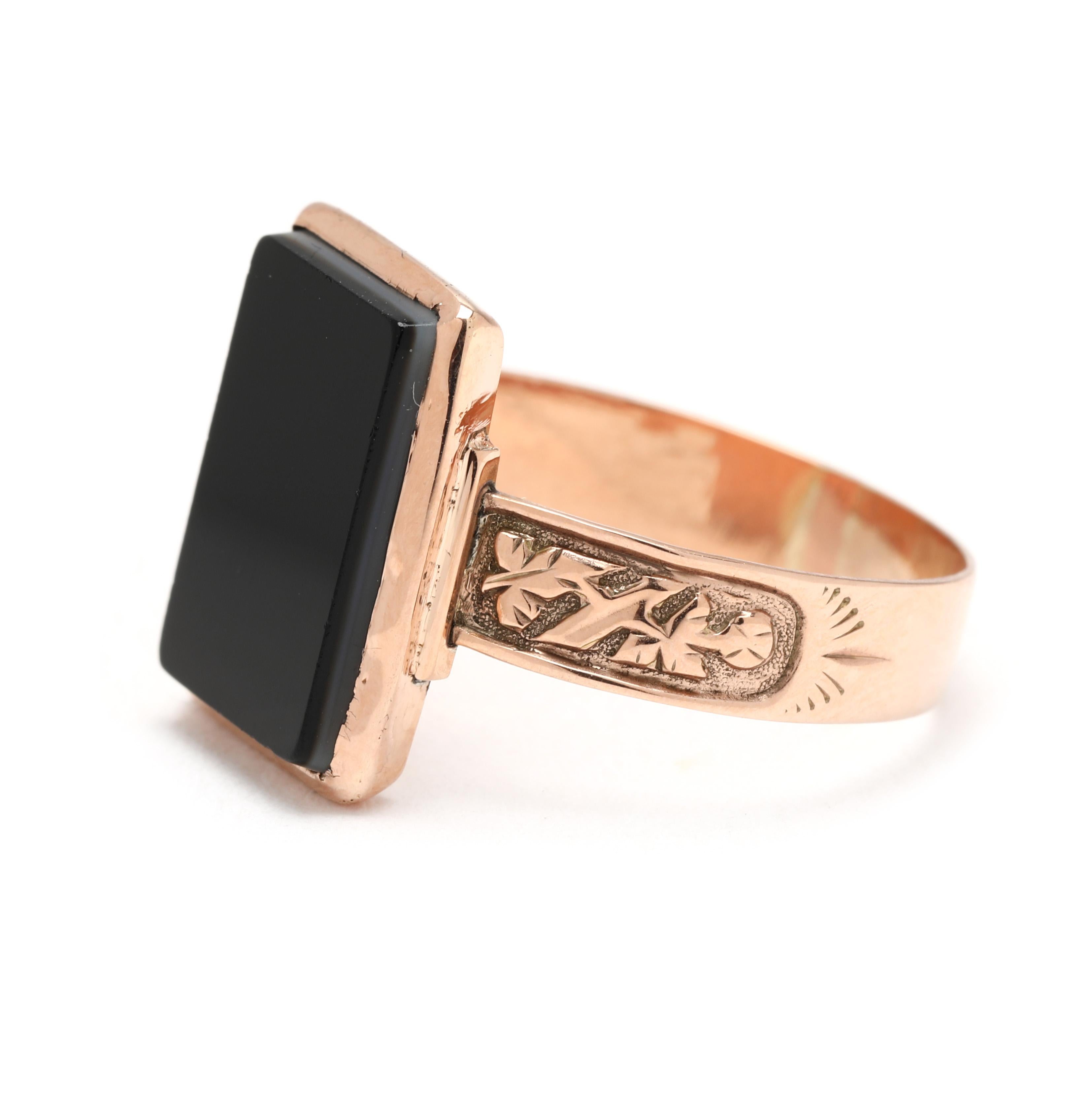 Antique Sardonyx 10k Rose Gold Rectangular Tablet Ring In Good Condition For Sale In McLeansville, NC