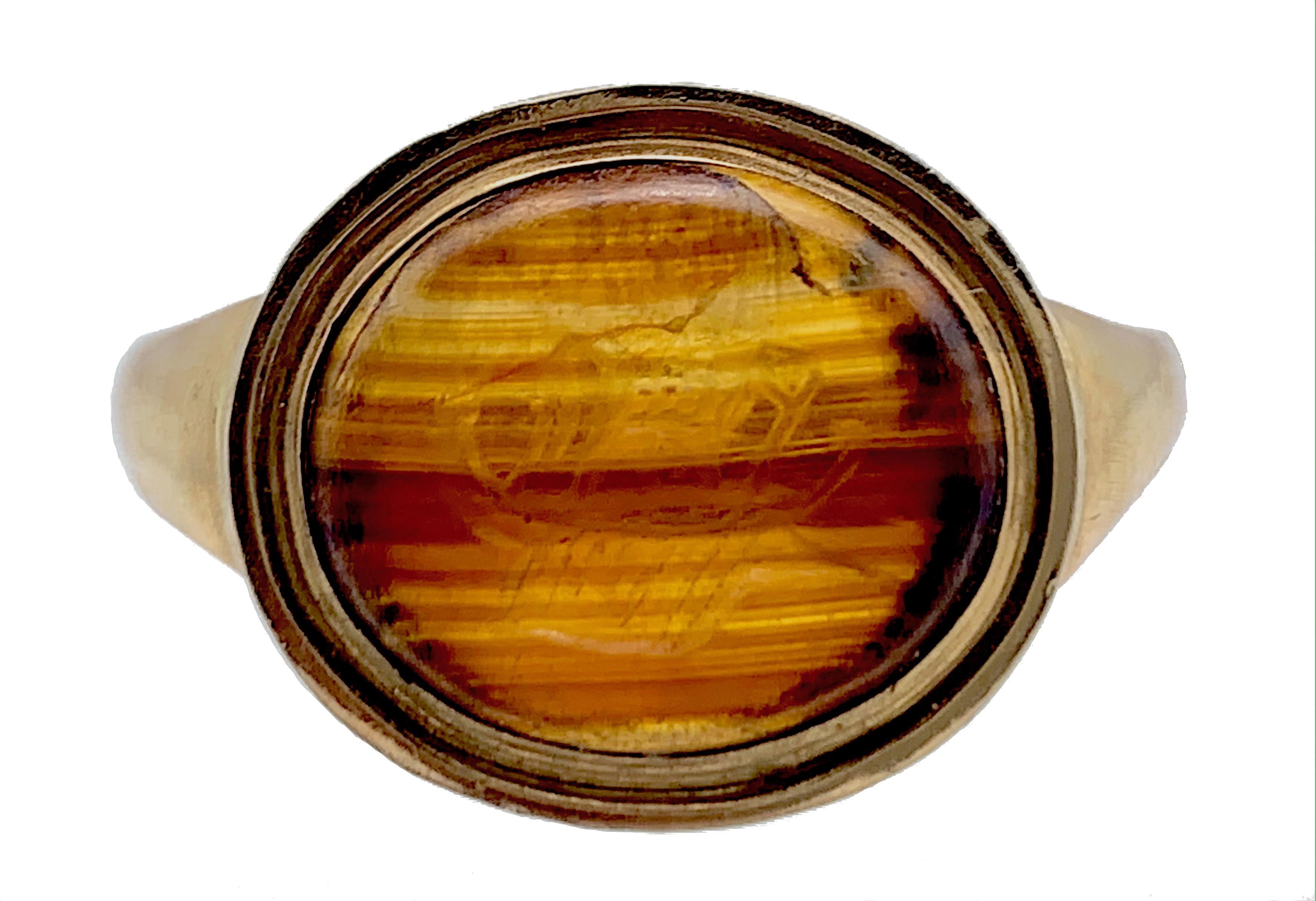 Fine roman brown agate intaglio of a ship with sails and oars mounted in a 19th century gold mount. The intaglio dates around the year 0, late republic / early imperial period.
The mount dates from the 19th century and has had a new shank int the