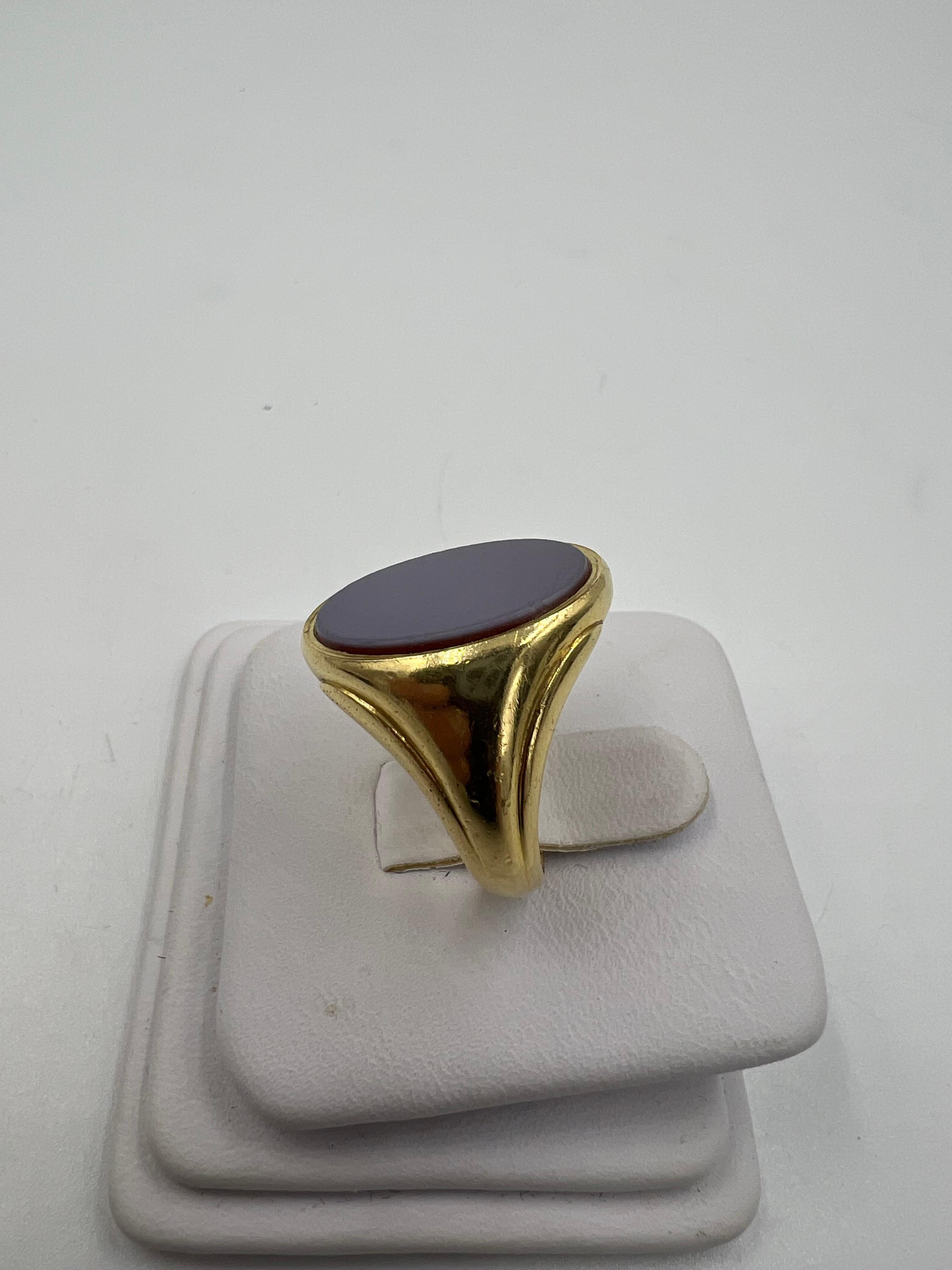 Antique Sardonyx Signet 18k Yellow Gold Ring Circa 1910 For Sale 4