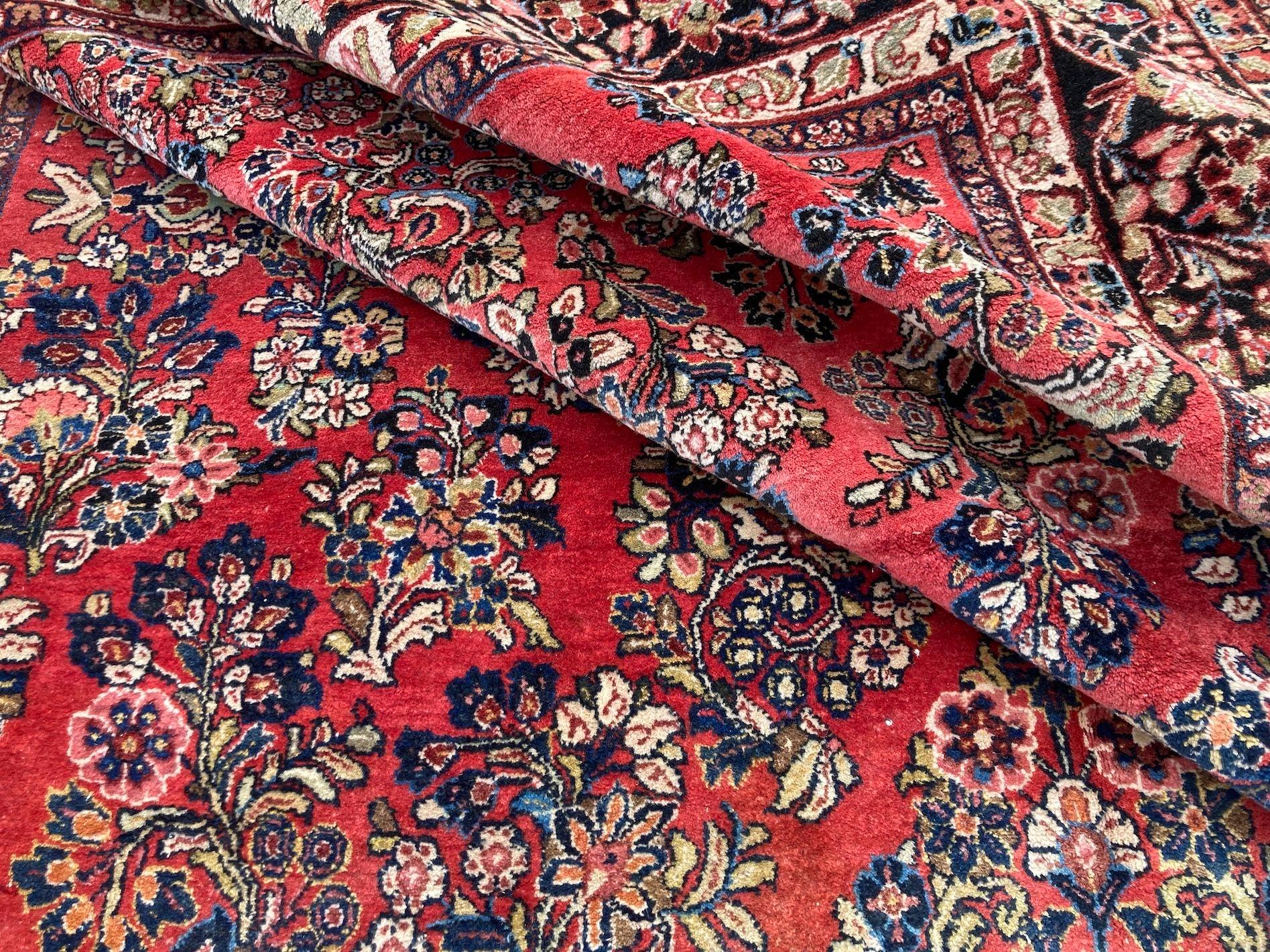 Antique Sarouk Carpet 3.07m x 2.45m For Sale 11