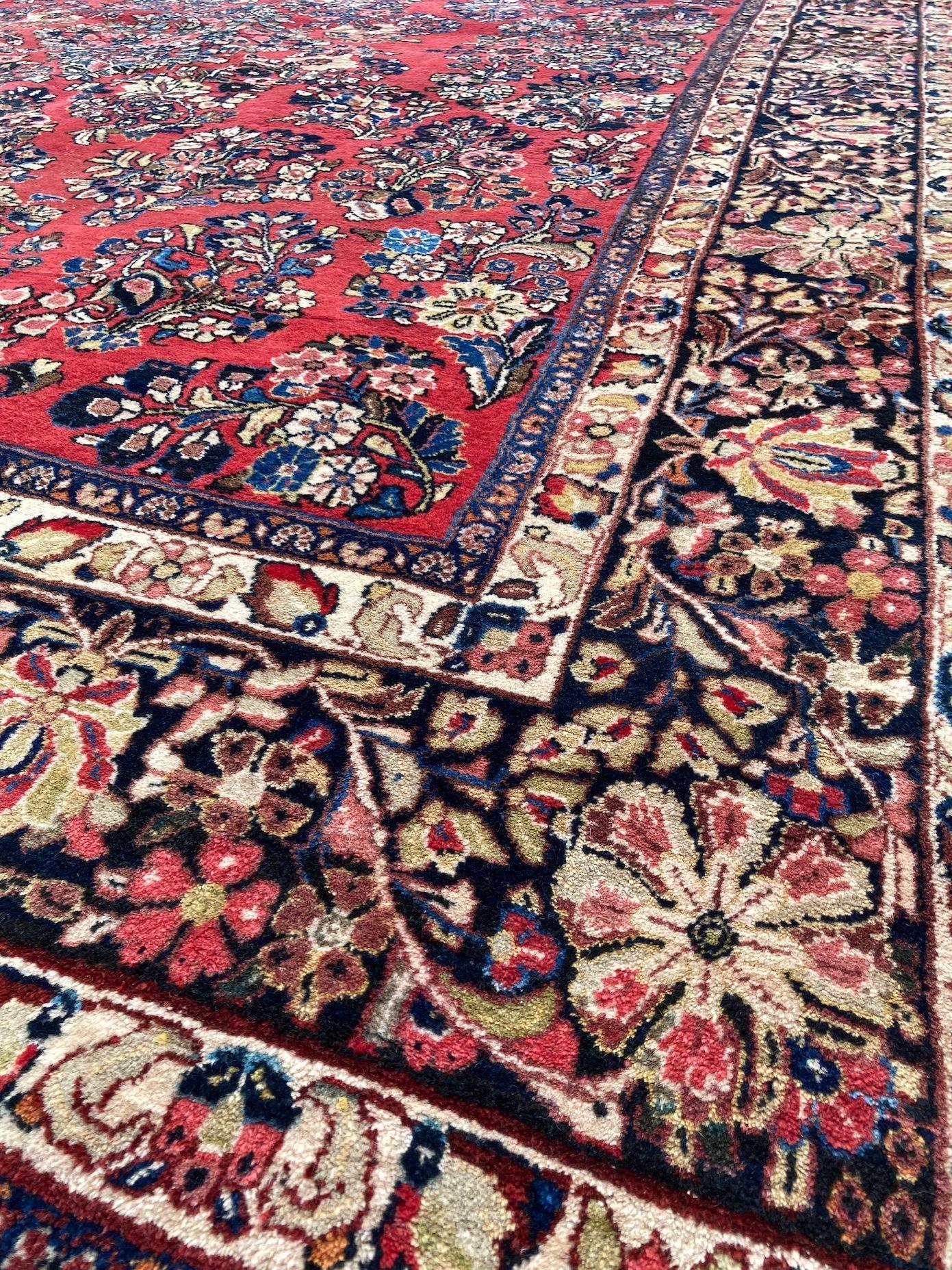 Antique Sarouk Carpet 3.07m x 2.45m For Sale 4