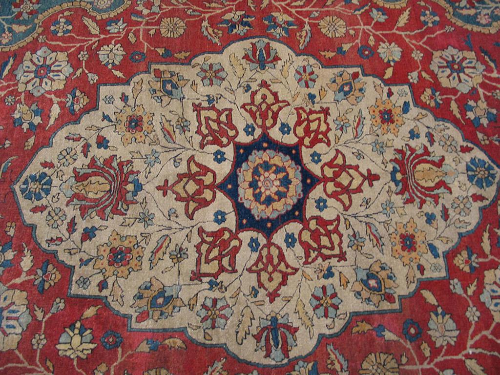 Late 19th Century 19th Century Persian Sarouk Farahan Carpet ( 7'2