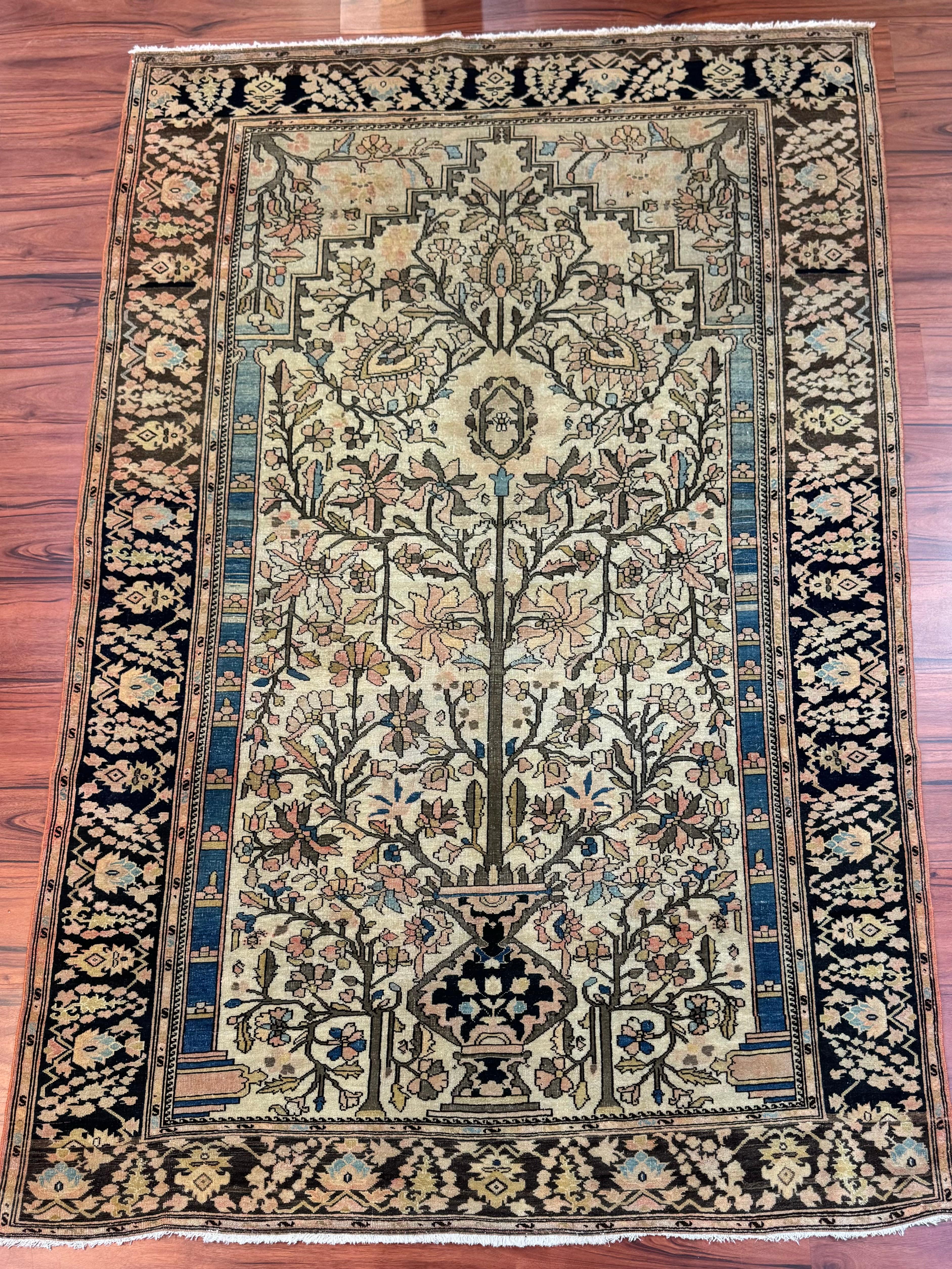 Alfombra antigua Sarouk Farahan en venta 2