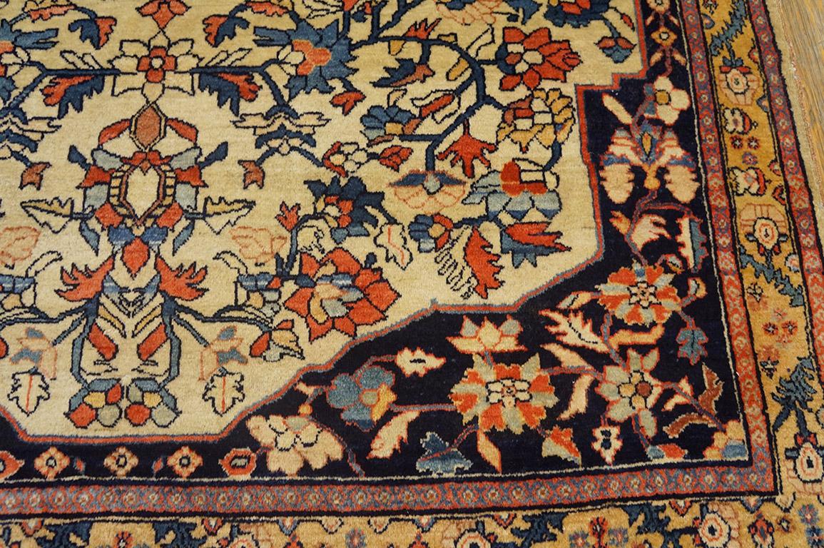 Wool 19th Century Persian Sarouk Farahan Carpet ( 4' x 4'10