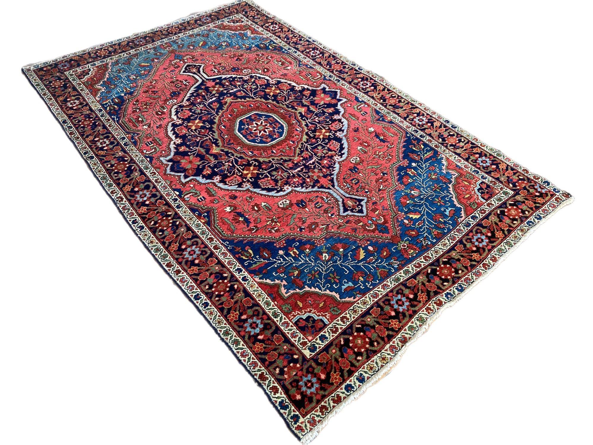 Antique Sarouk Ferahan Rug 2.20m X 1.42m In Good Condition For Sale In St. Albans, GB