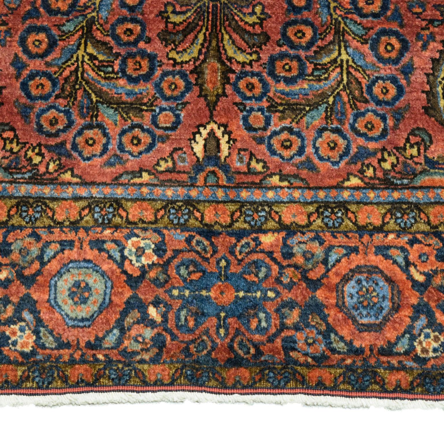 Antique 1910s Persian Sarouk Mohajeran Rug, Peacock Motif, 4x6 For Sale 2