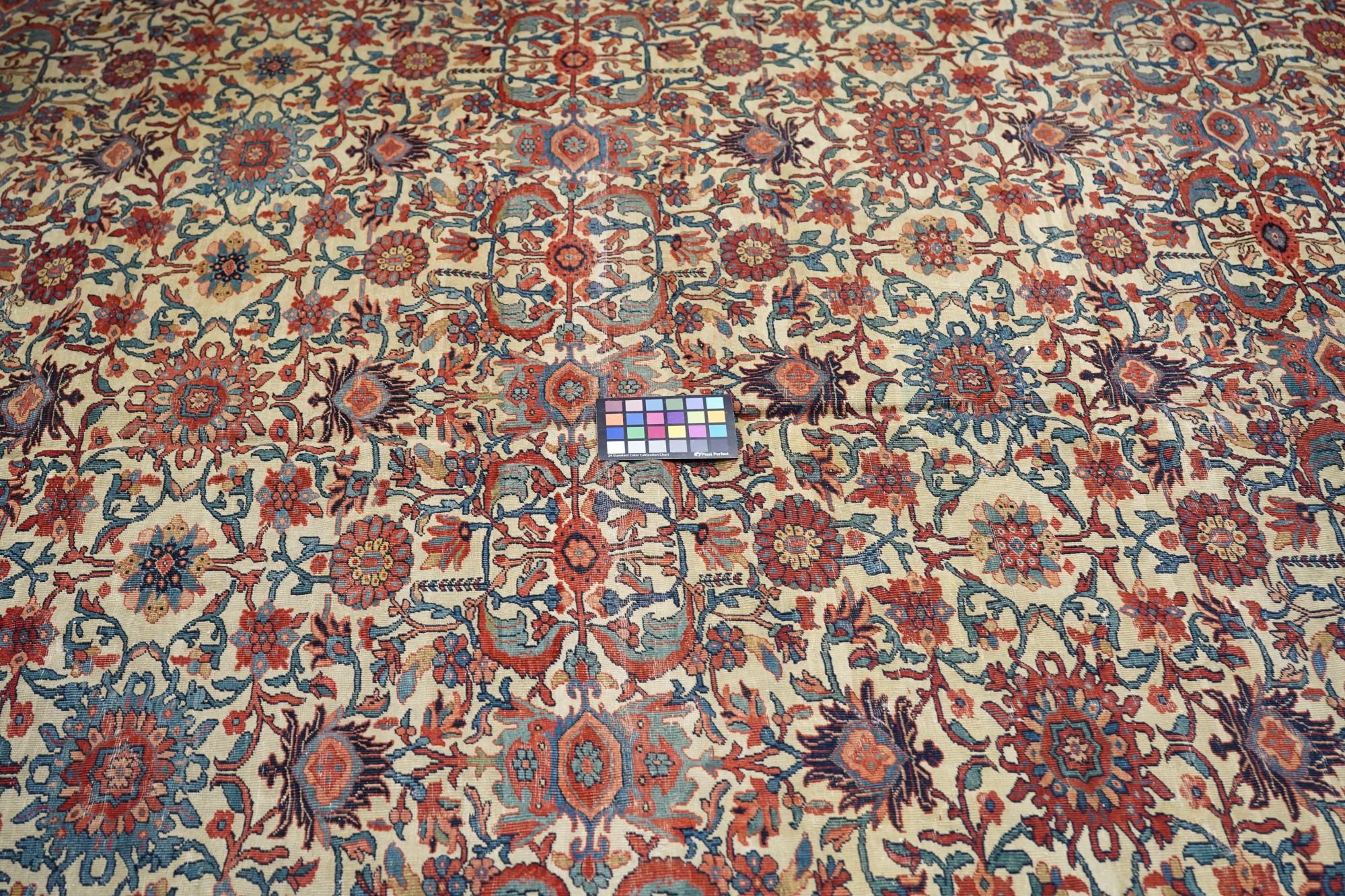 Antique Sarouk Rug 11'0'' x 13'3'' For Sale 3