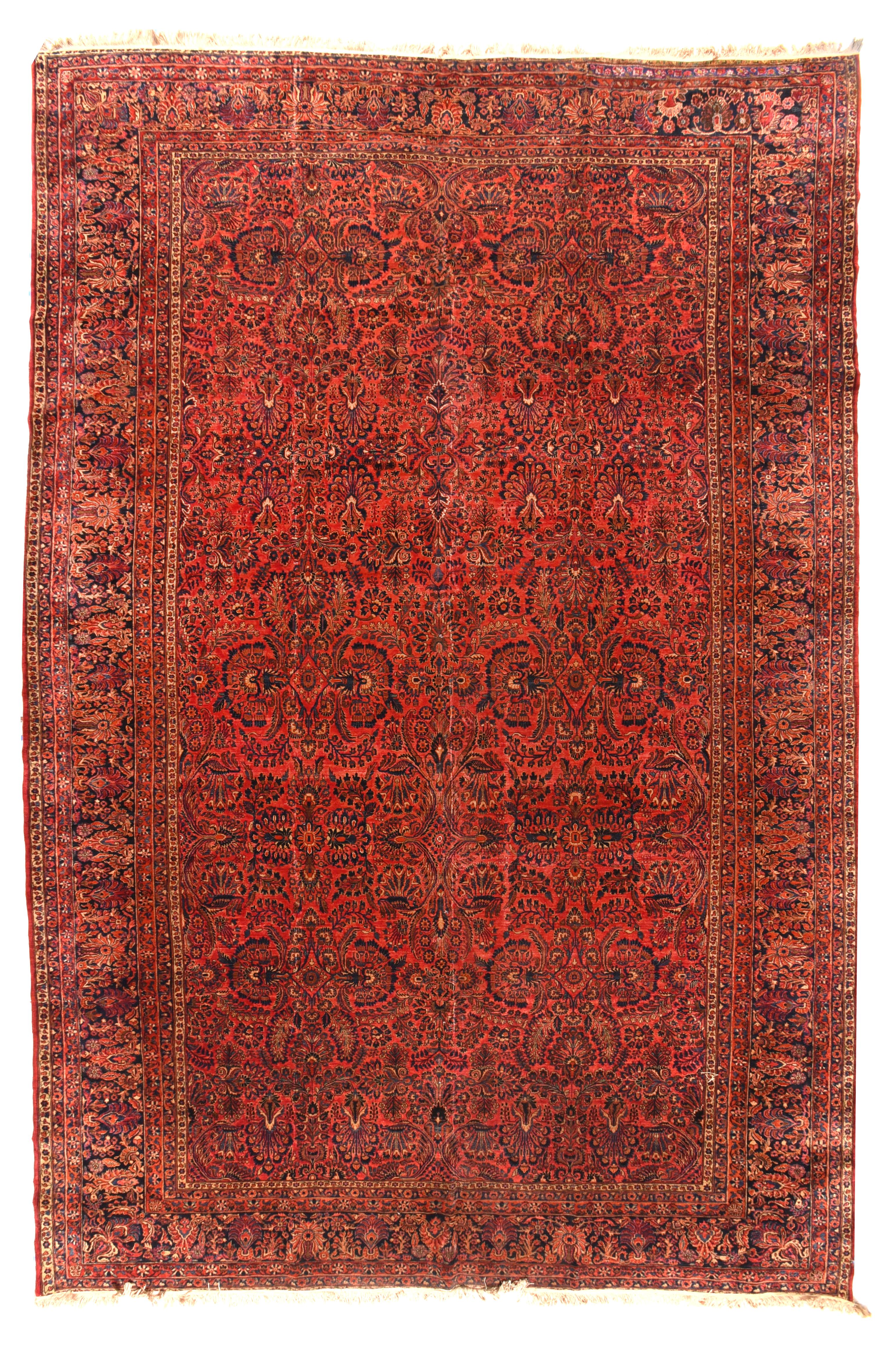 Antique Sarouk Rug In Excellent Condition For Sale In New York, NY
