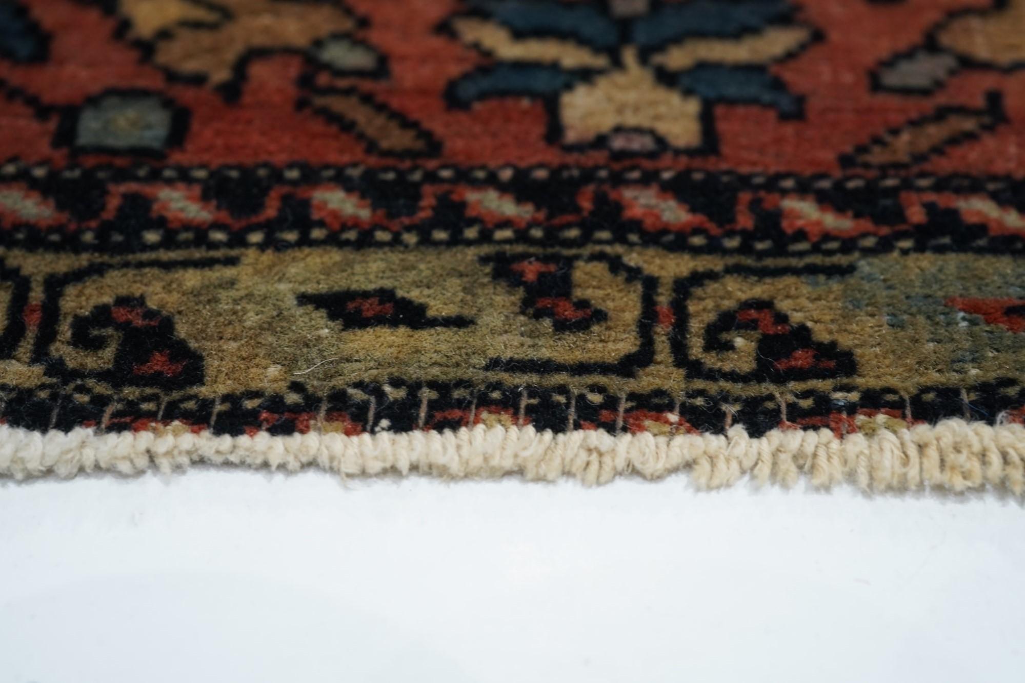 Antiker Sarouk-Teppich 1'8'' x 2'3'' (Wolle) im Angebot