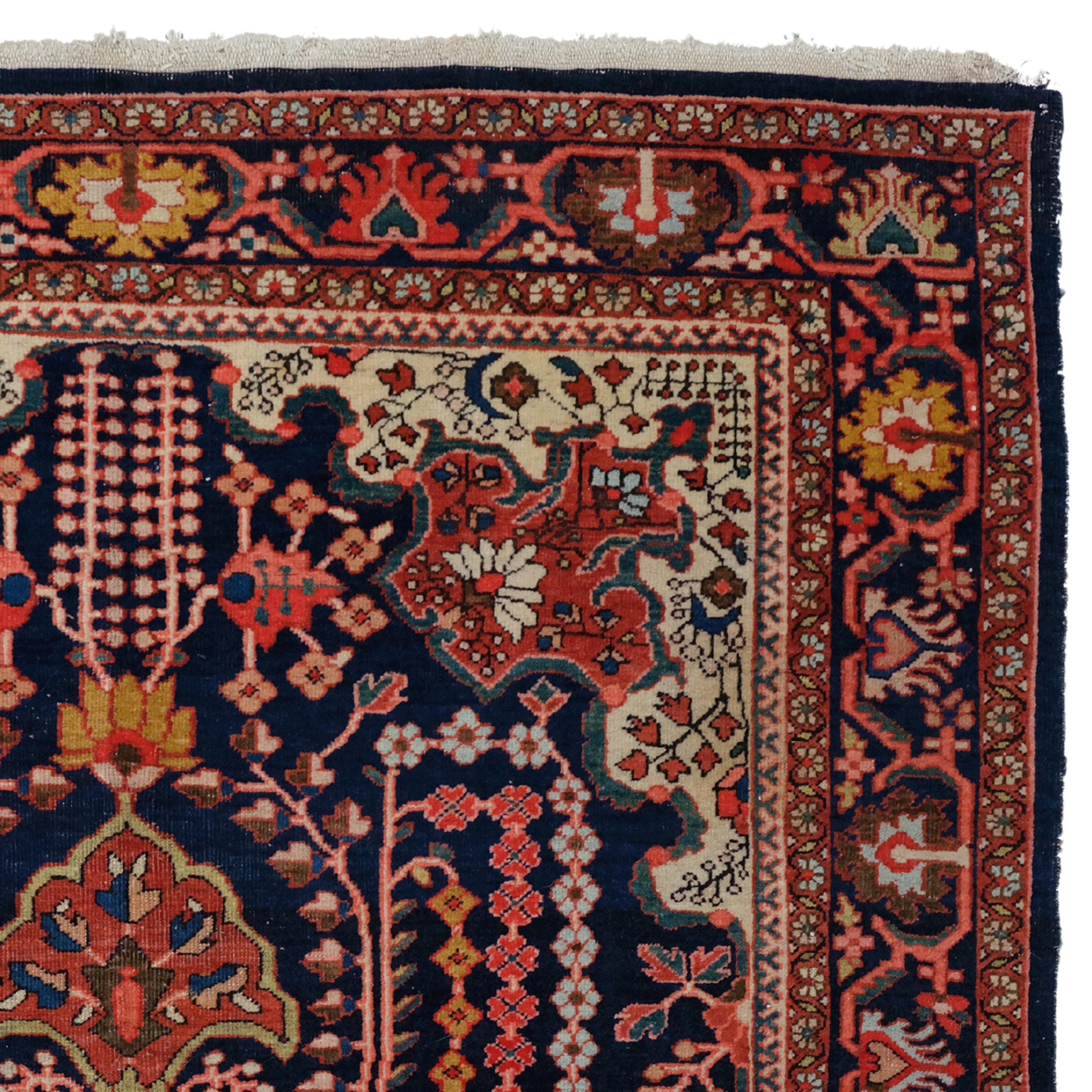 Antique Sarouk Rug - 19th Century Sarouk Rug, Antique Rug In Good Condition For Sale In Sultanahmet, 34