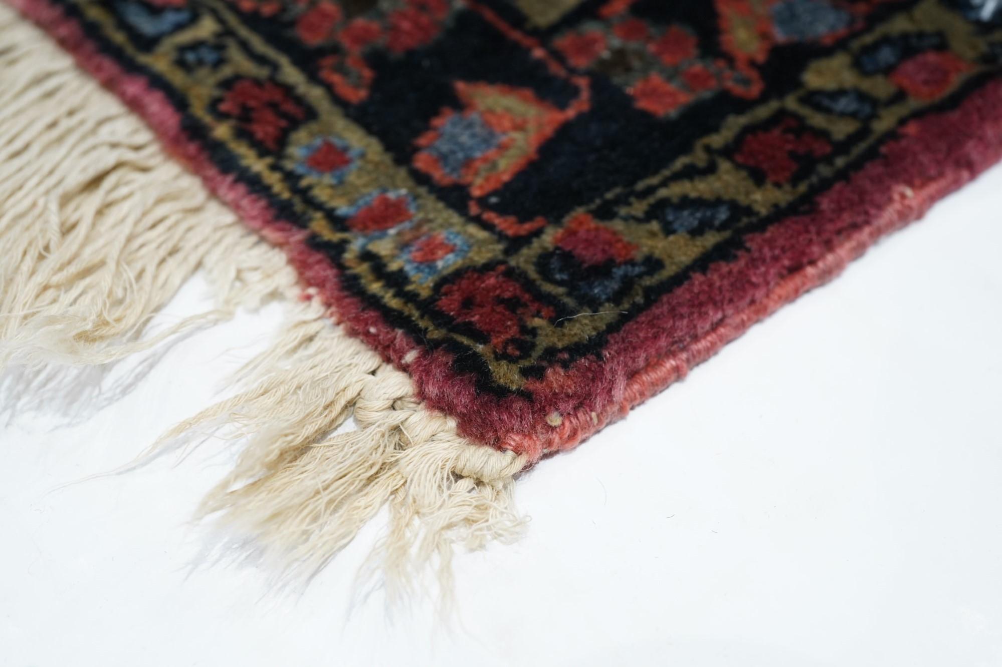 Persian Antique Sarouk Rug For Sale