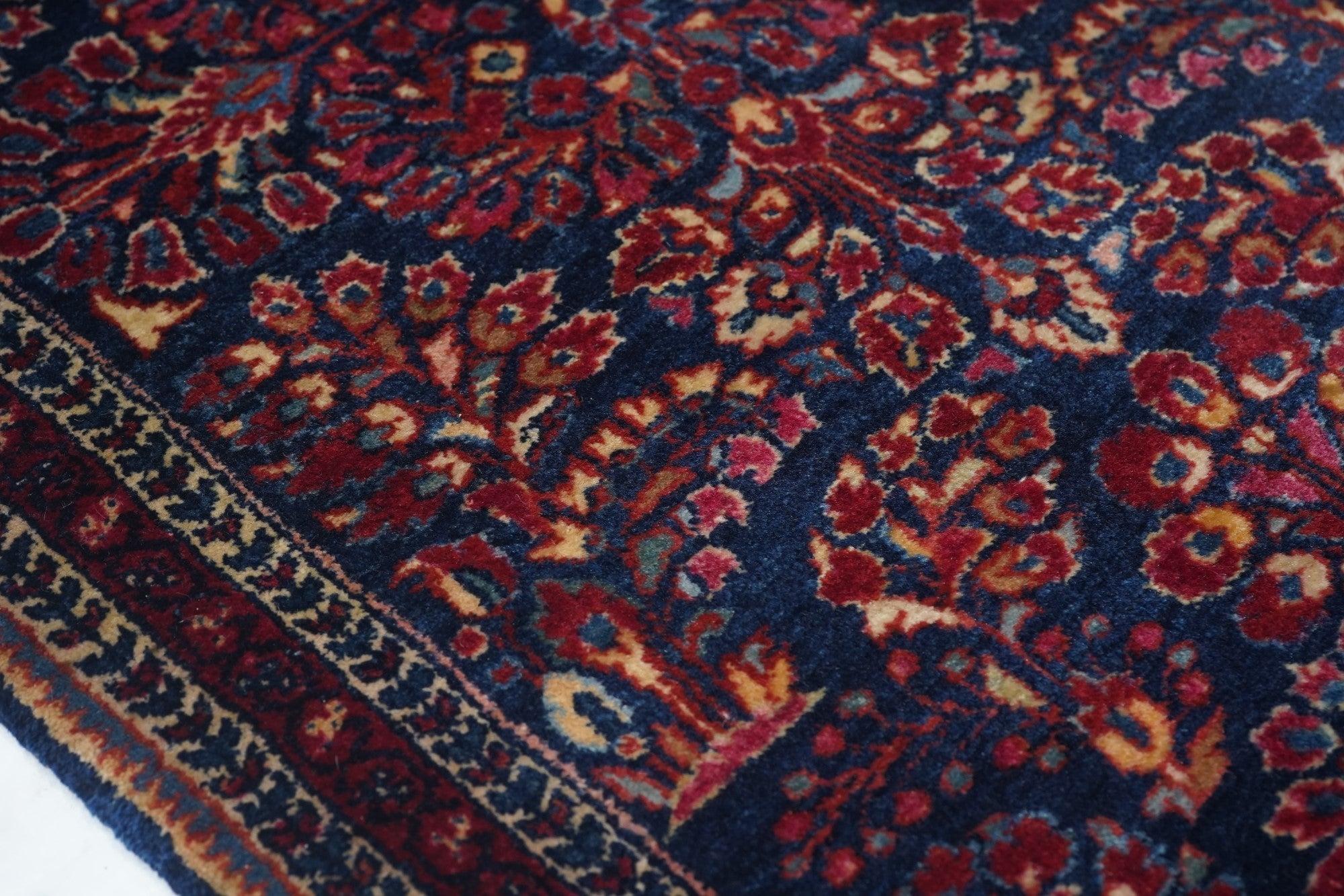 Hand-Knotted Antique Sarouk Rug 2'0