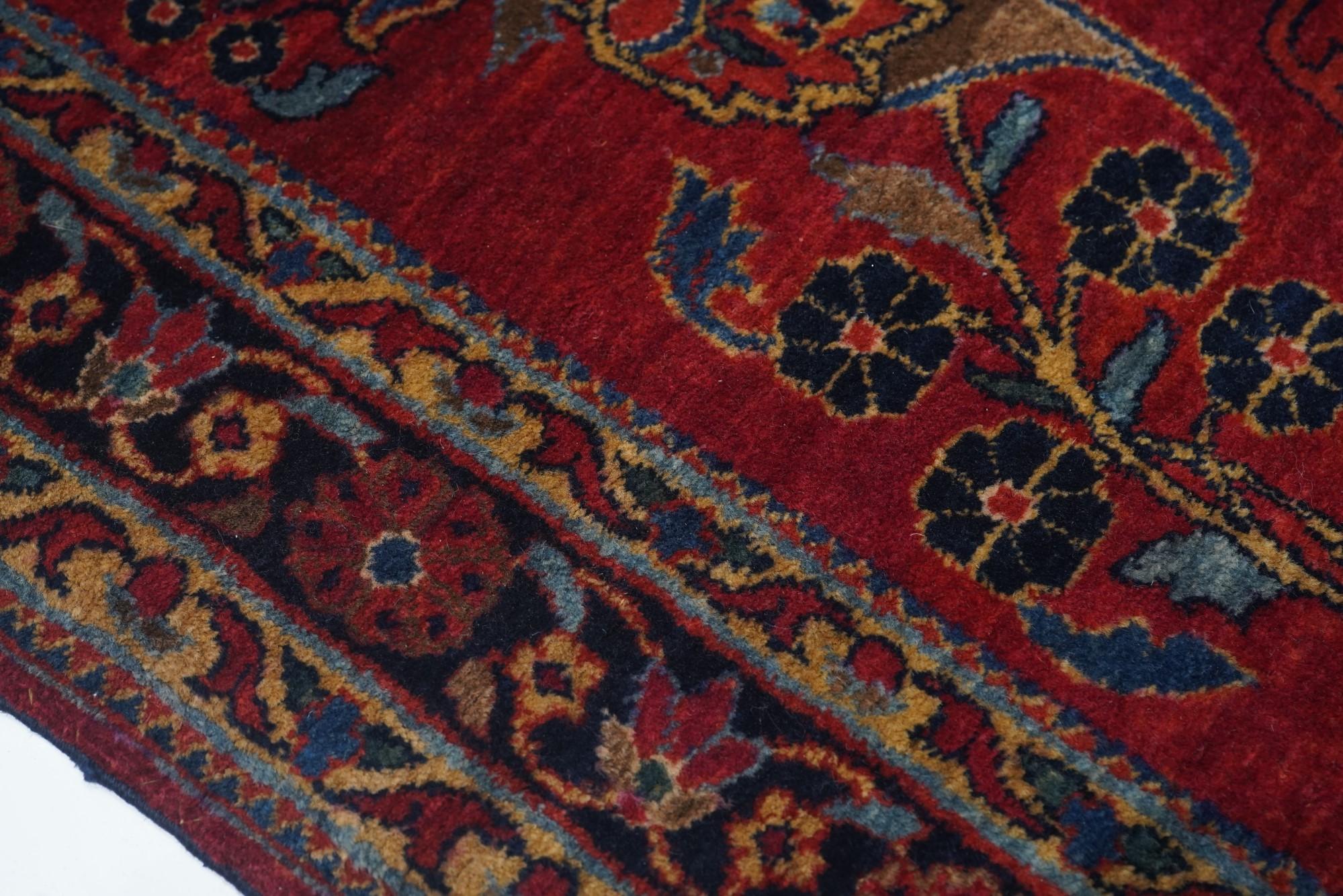 Antiker Sarouk-Teppich 2'10'' x 6'4'' (Frühes 20. Jahrhundert) im Angebot