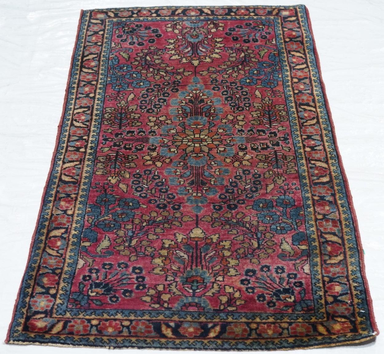 Antiker Sarouk-Teppich 2'2'' x 4'1'' (20. Jahrhundert) im Angebot