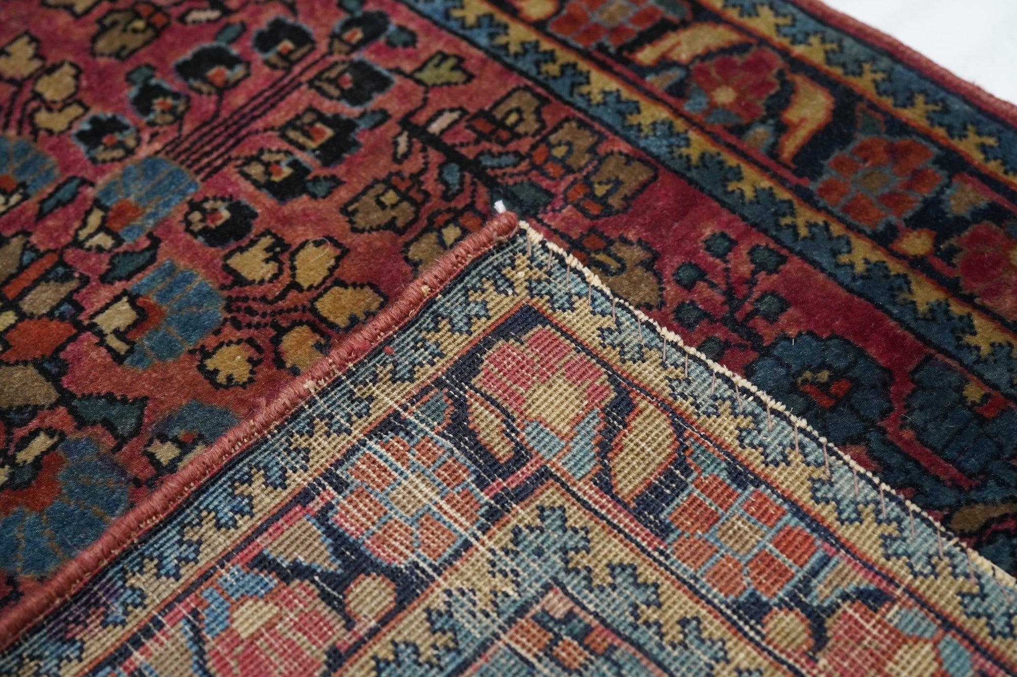Antiker Sarouk-Teppich 2'2'' x 4'1'' im Angebot 2