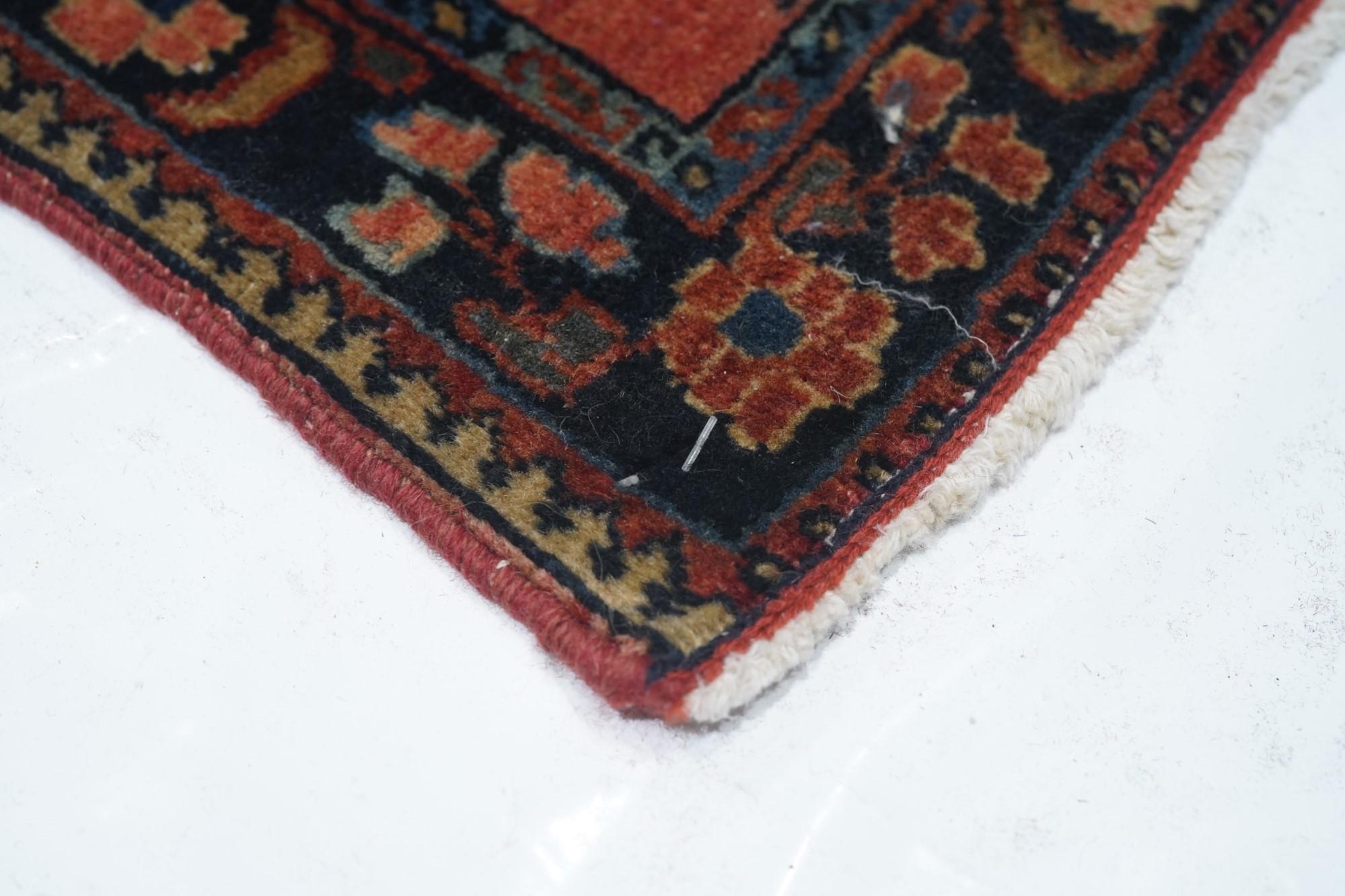 Persian Antique Sarouk Rug 2'6'' x 5'0