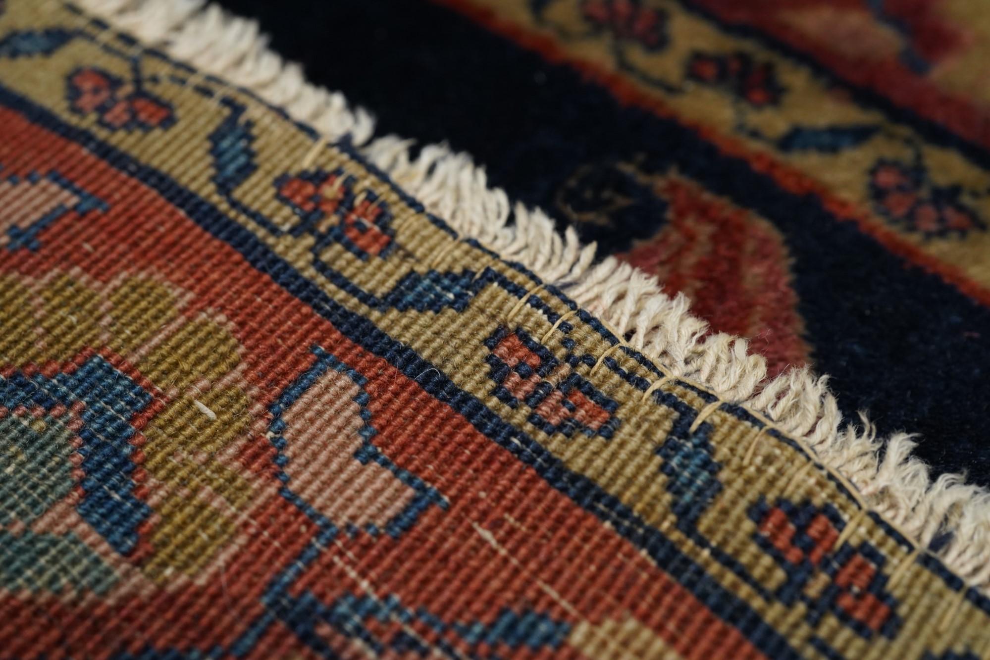 Antique Sarouk Rug 2'7'' x 4'10'' For Sale 3