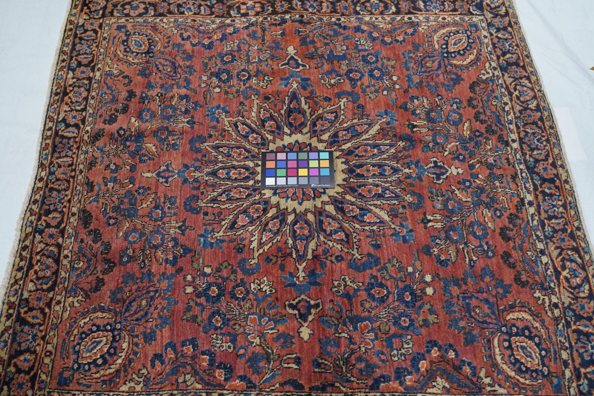 Antiker Sarouk-Teppich (Wolle) im Angebot