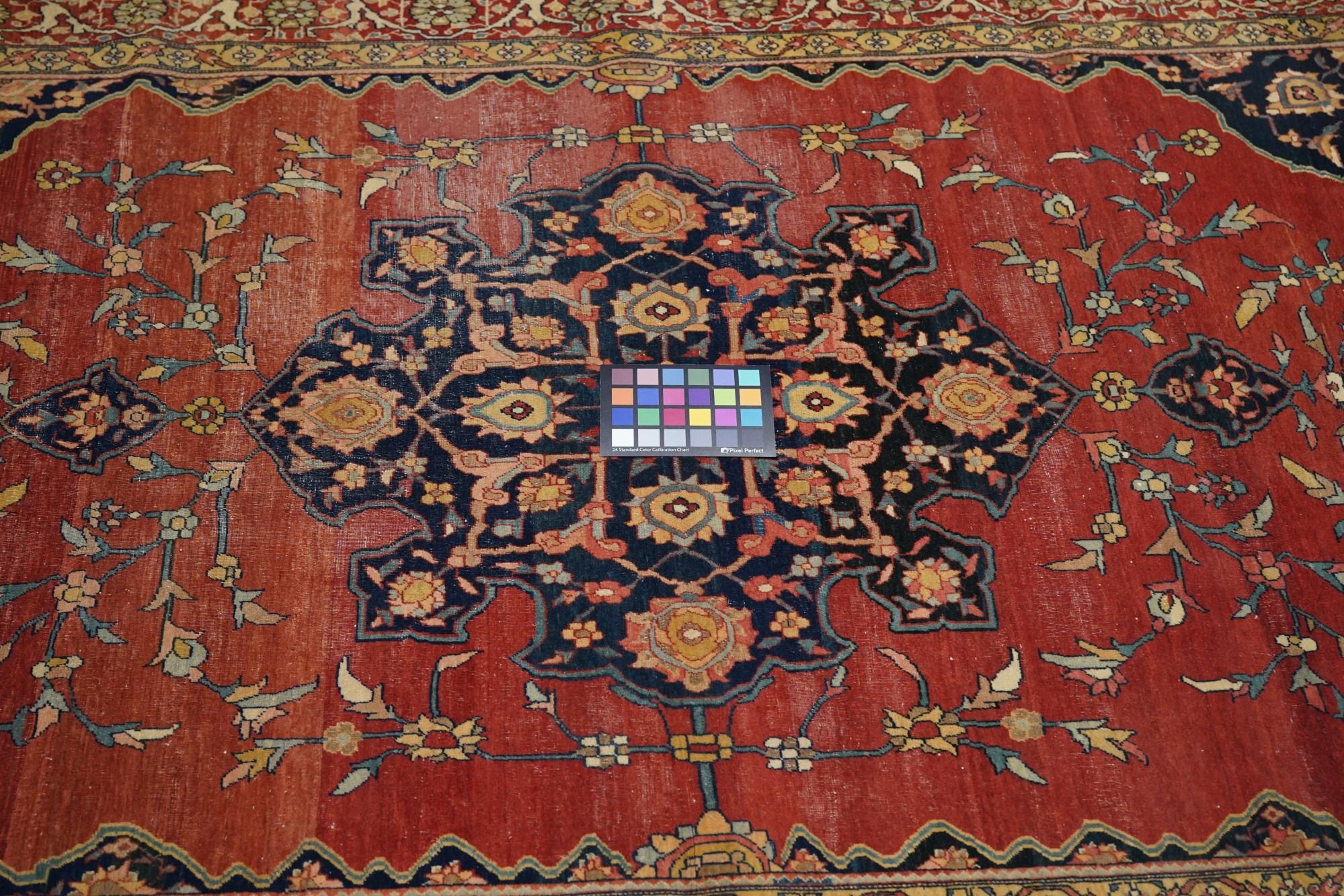 Antique Sarouk Rug 4'2'' x 6'6'' For Sale 2