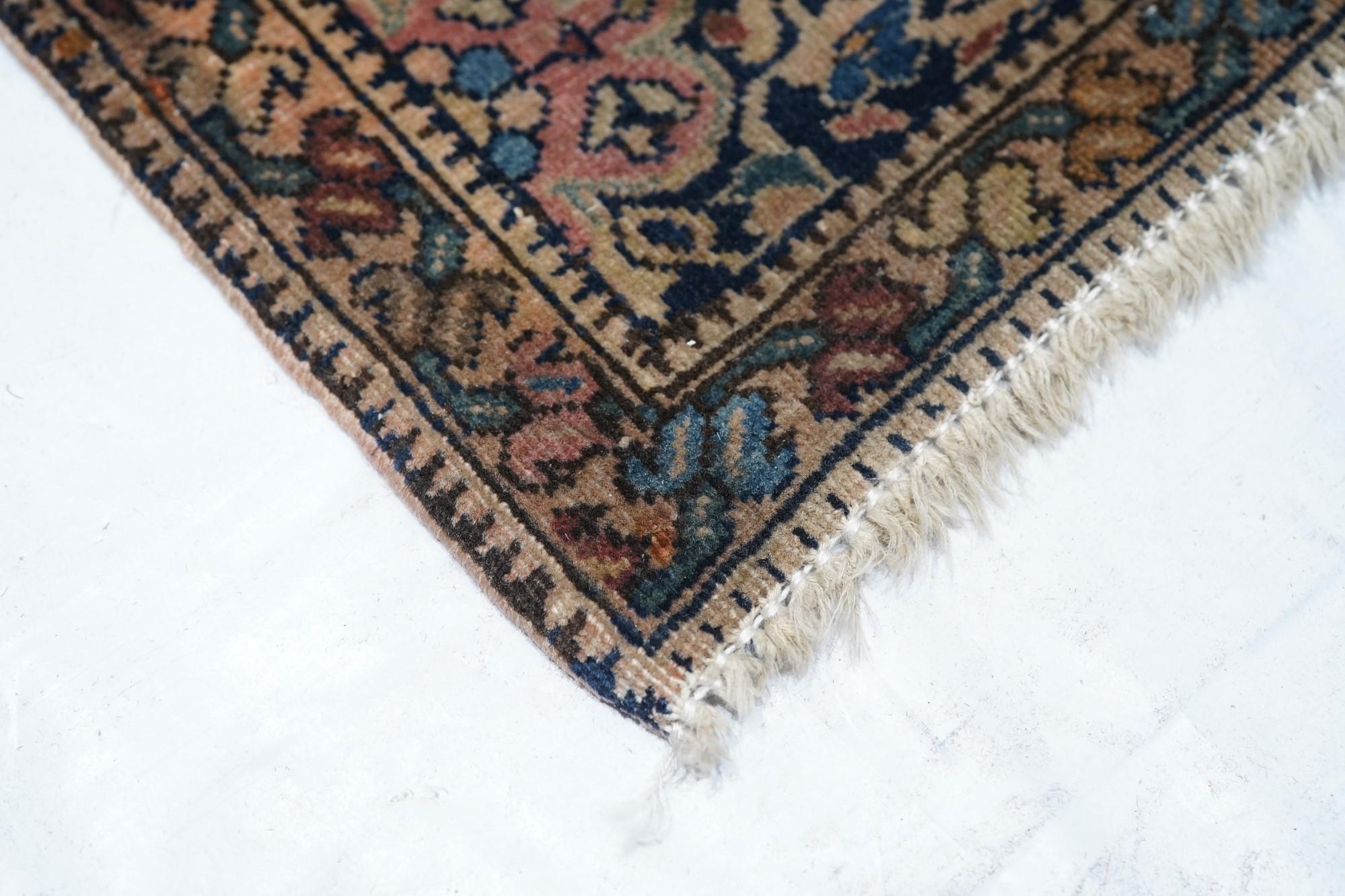 Persian Antique Sarouk Rug 4'2'' x 6'7'' For Sale