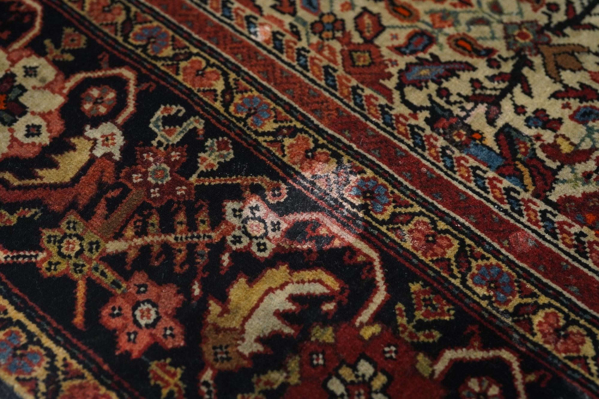 19th Century Antique Sarouk Rug 4'2