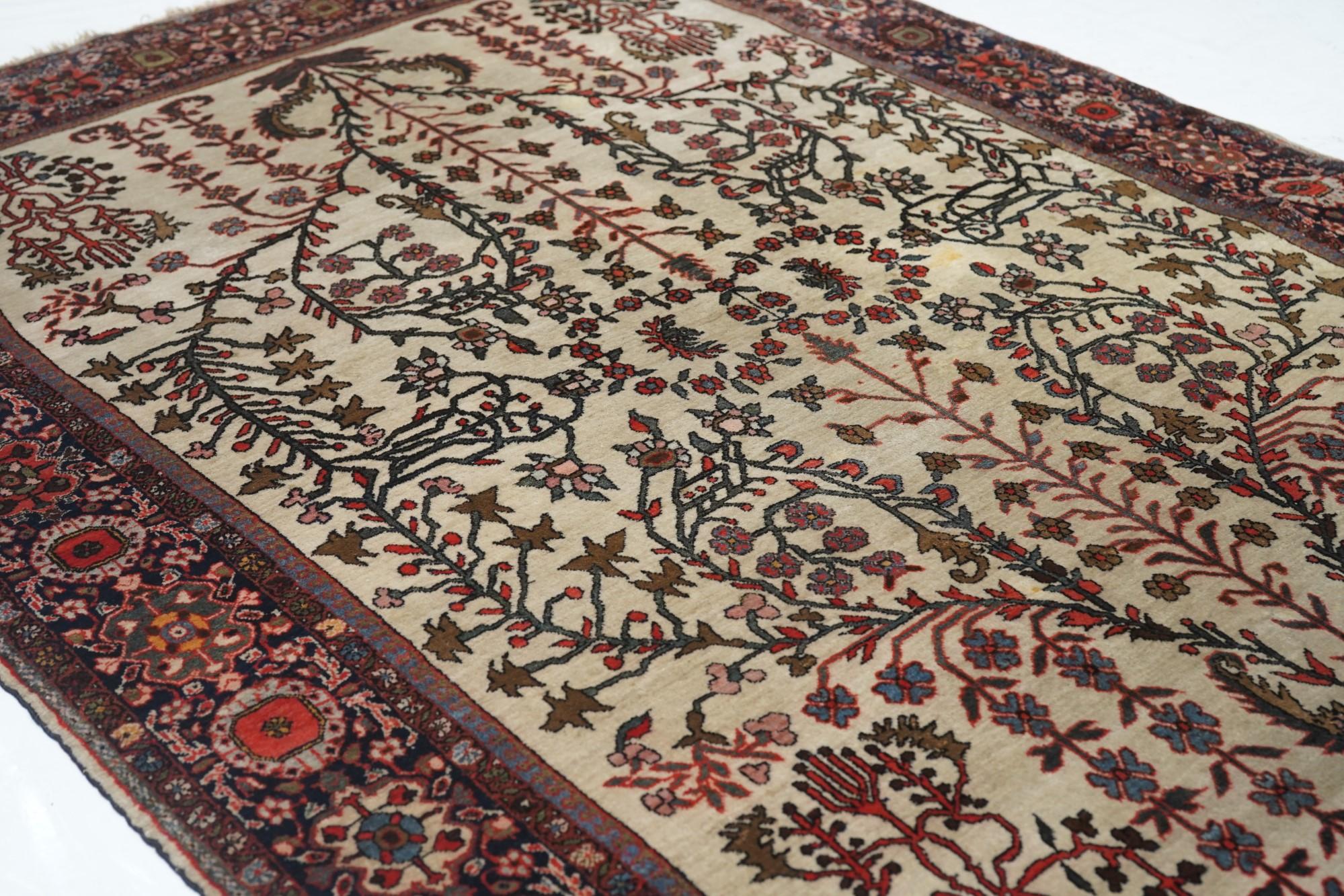 Wool Antique Sarouk Rug 4'3'' x 6'5'' For Sale
