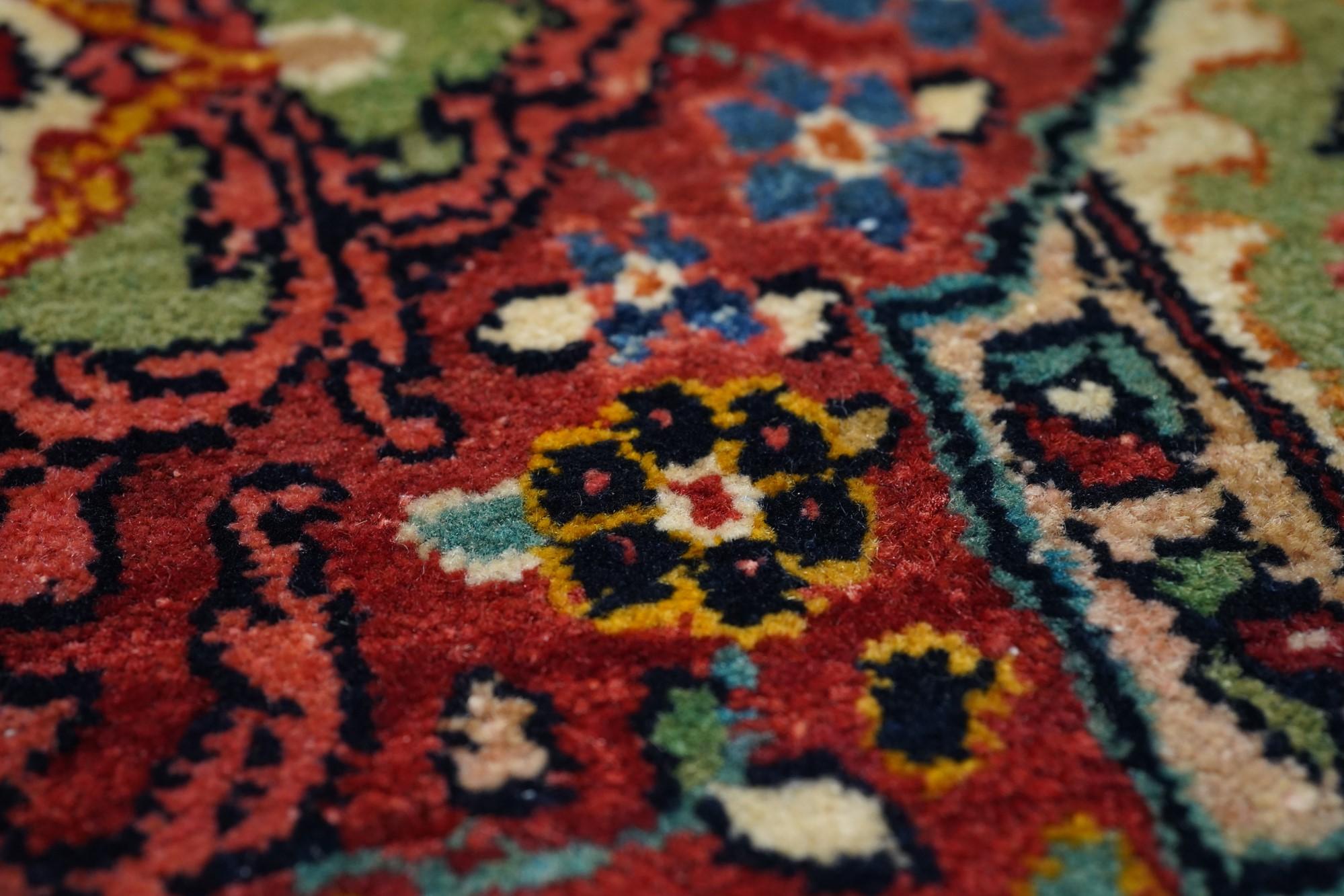 Vintage Sarouk (One of pair) Rug 4'5'' x 7'2'' For Sale 1