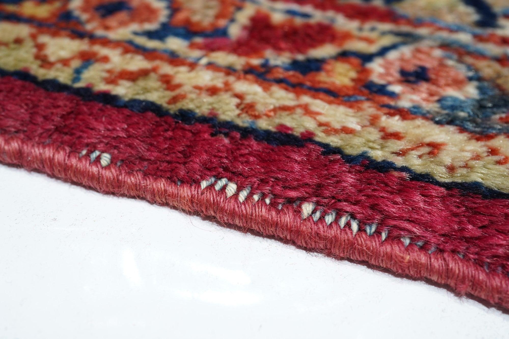 Antiker Sarouk-Teppich 9'1'' x 12'0'' (Persisch) im Angebot