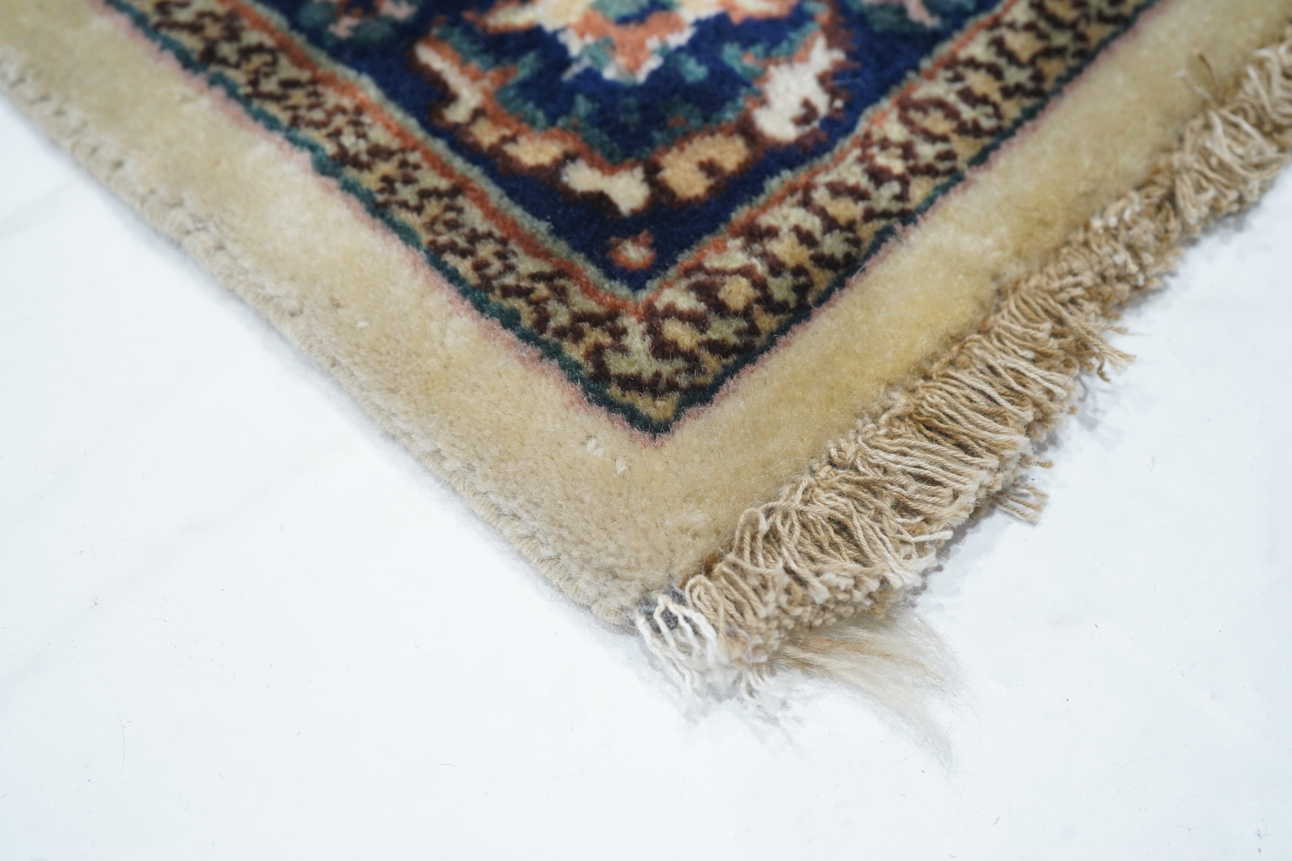 Antiker Sarouk-Läufer 2'8'' x 8'2'' (Persisch) im Angebot