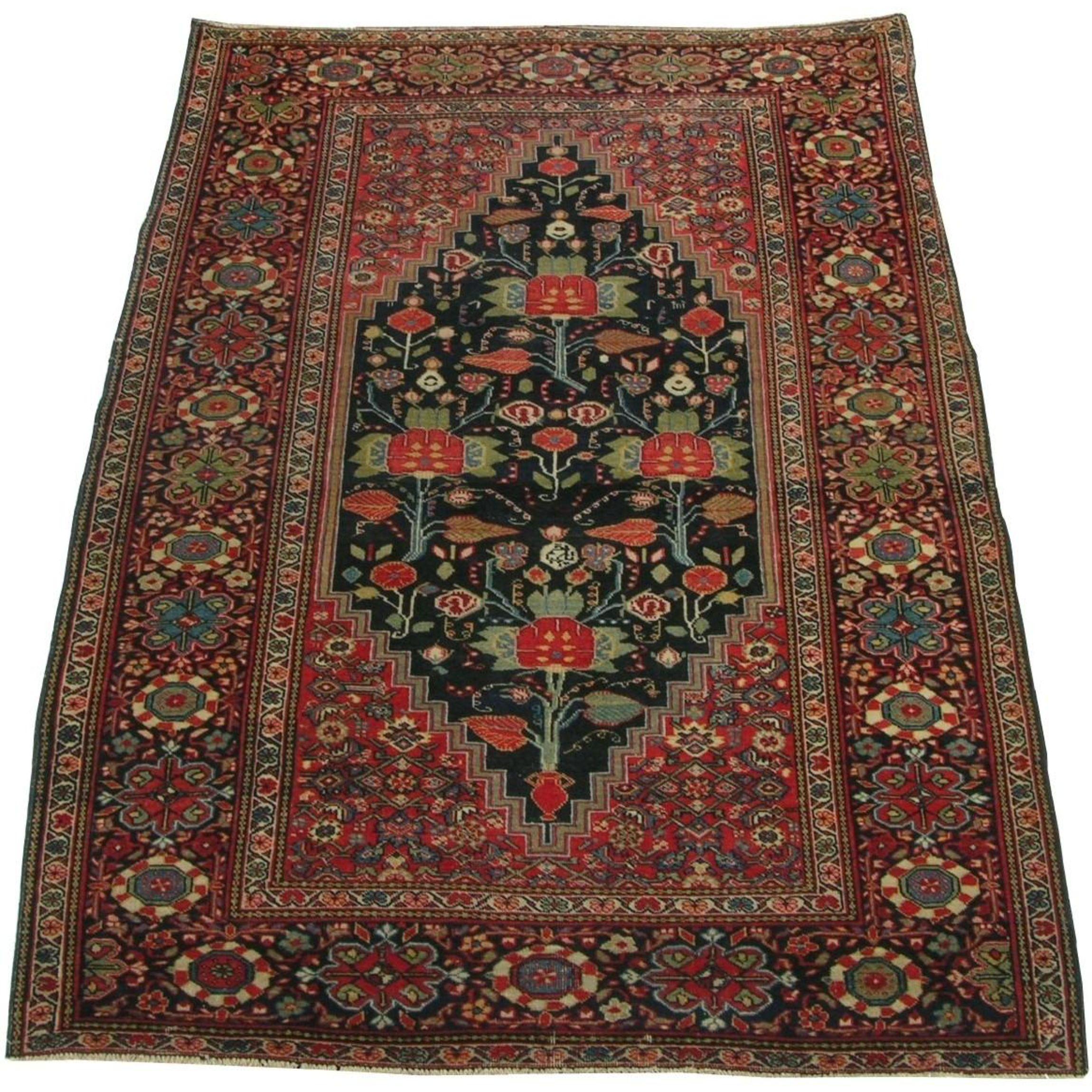 Antique Saruk Rug 5.1x3.5 In Good Condition For Sale In Los Angeles, US