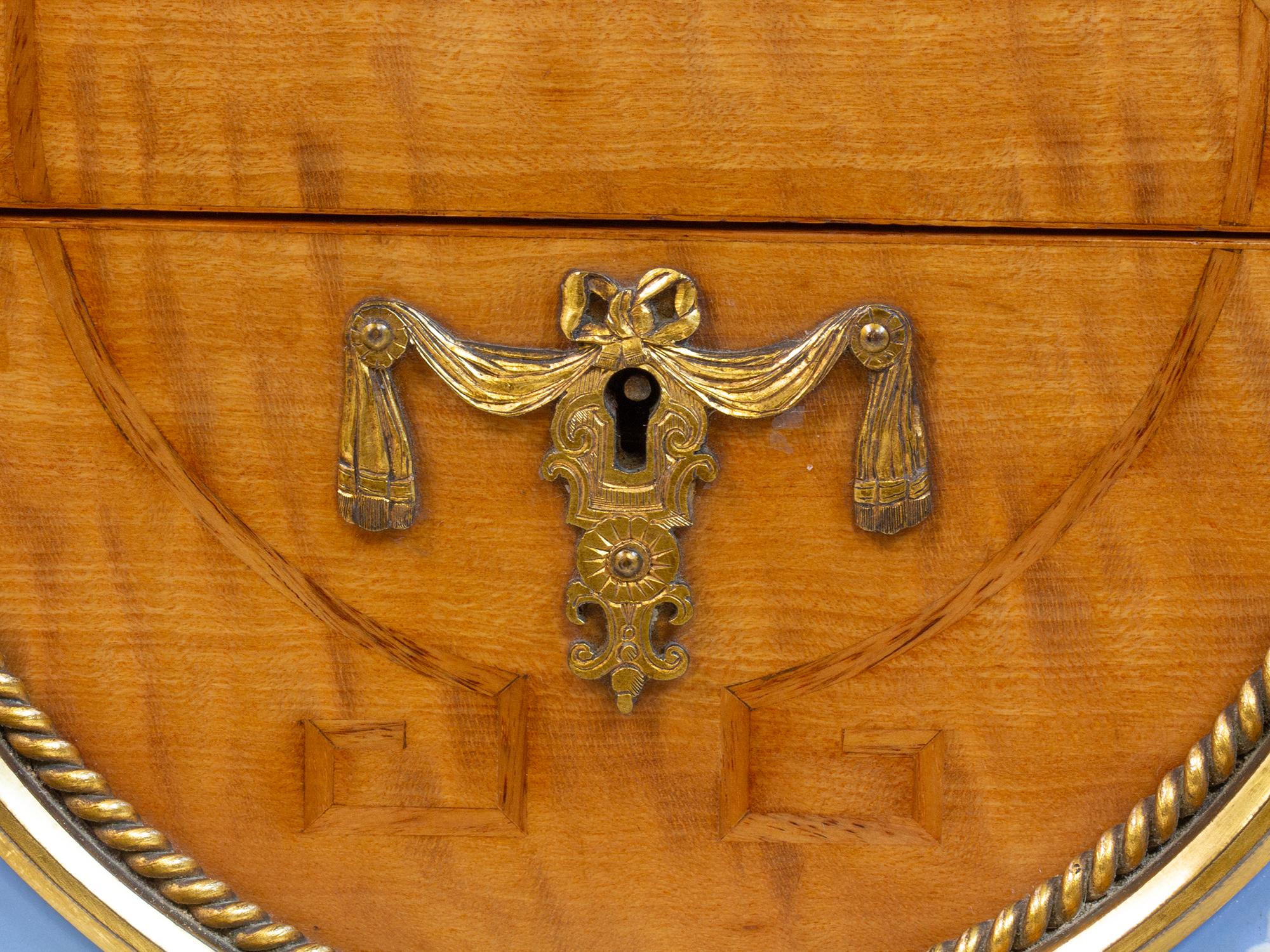 Caja de papelería antigua de madera satinada y jaspe de Wedgwood 6