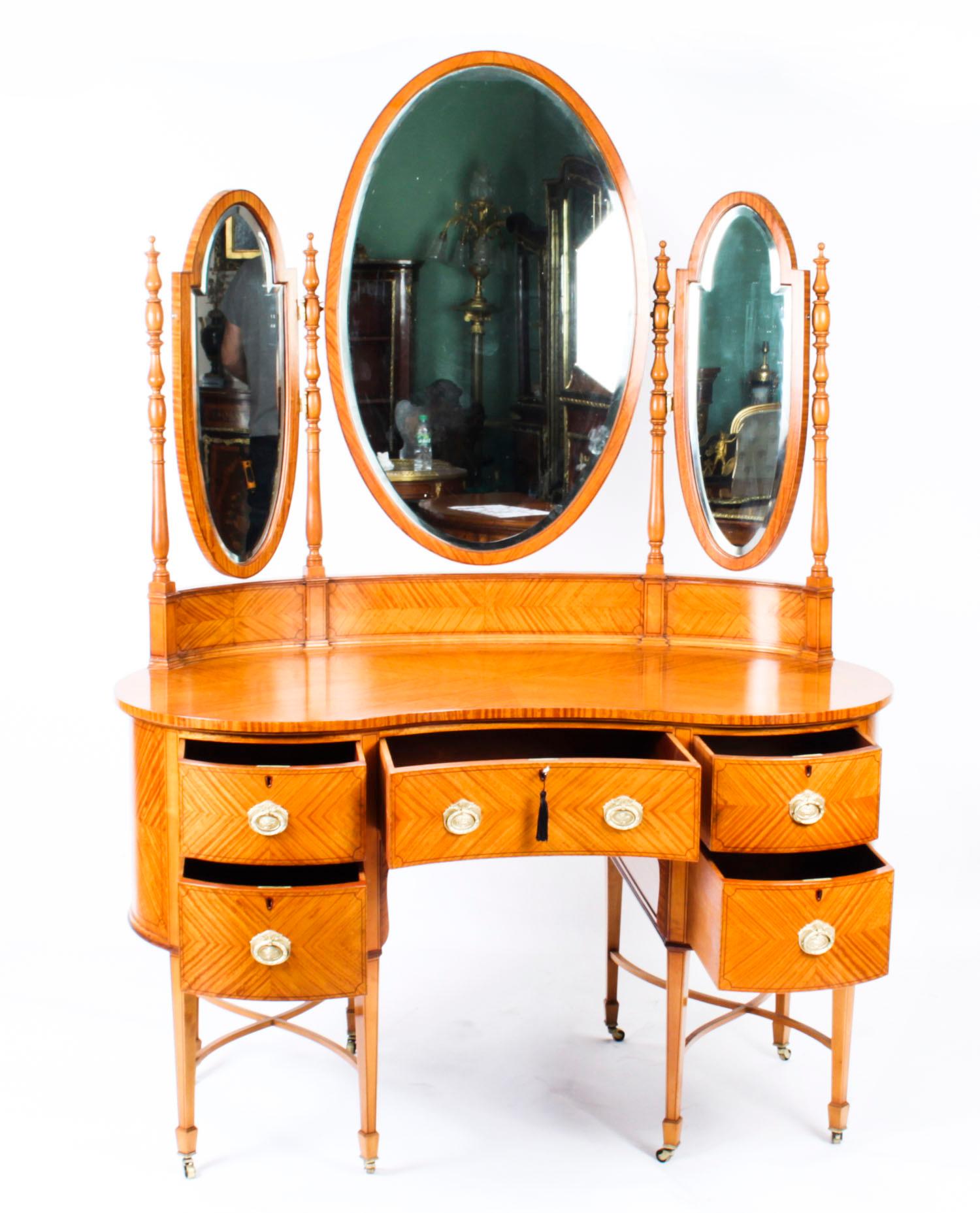 Antique Satinwood Kidney Dressing Table Attributed to Maple & Co, 19th Century 7