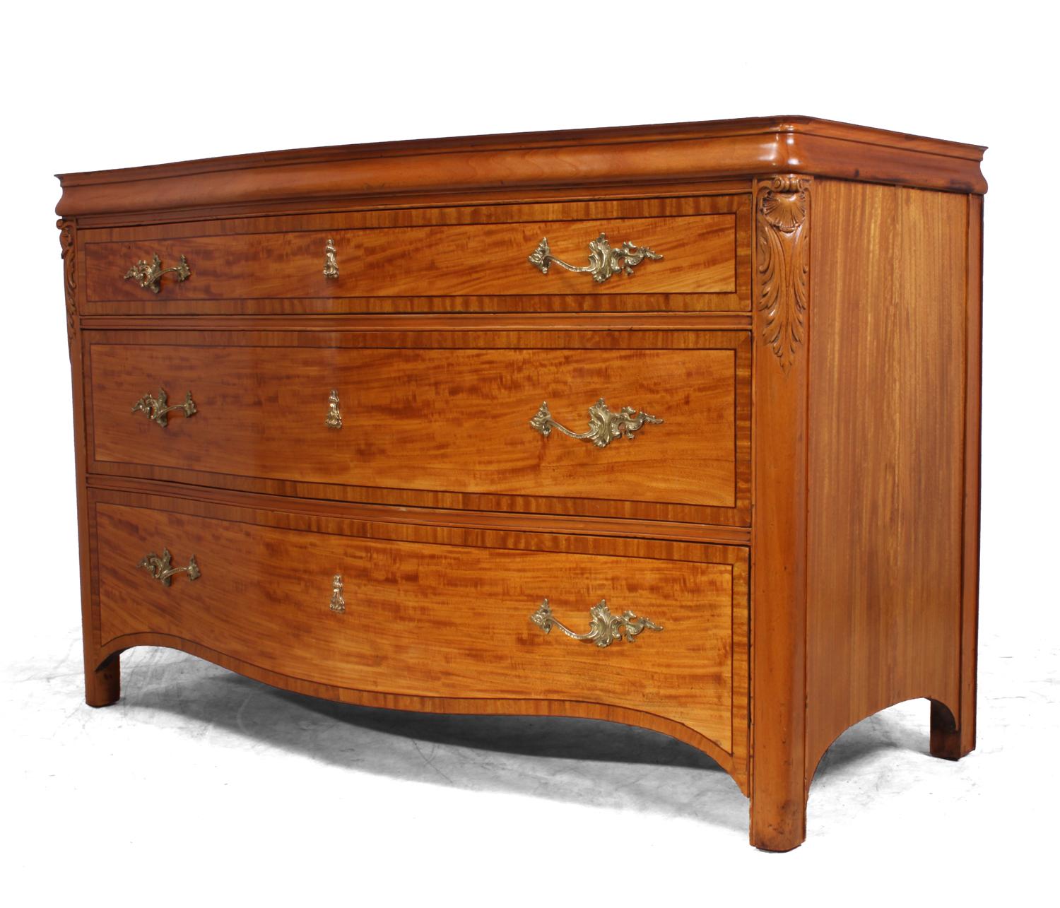 Late 19th Century Antique Satinwood Serpentine Commode, circa 1890 For Sale