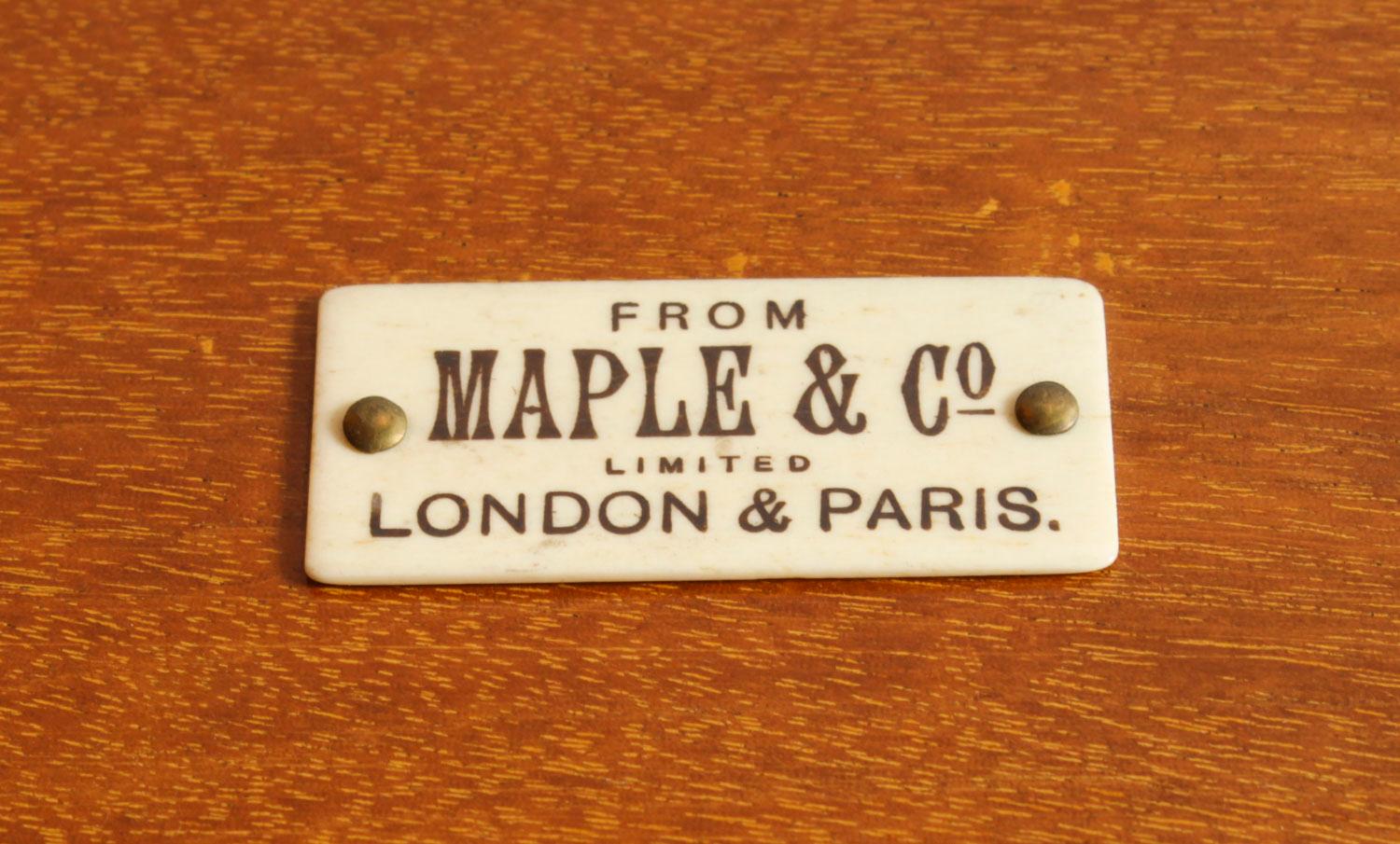 Ancienne armoire en bois de satin par Maple & Co 19ème C. 7