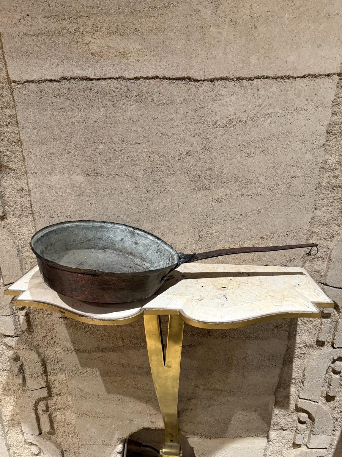 Antike Sauté-Pfanne aus Kupfer und Messing Kochgeschirr im Stil DH & M Arts & Crafts Period (Arts and Crafts) im Angebot