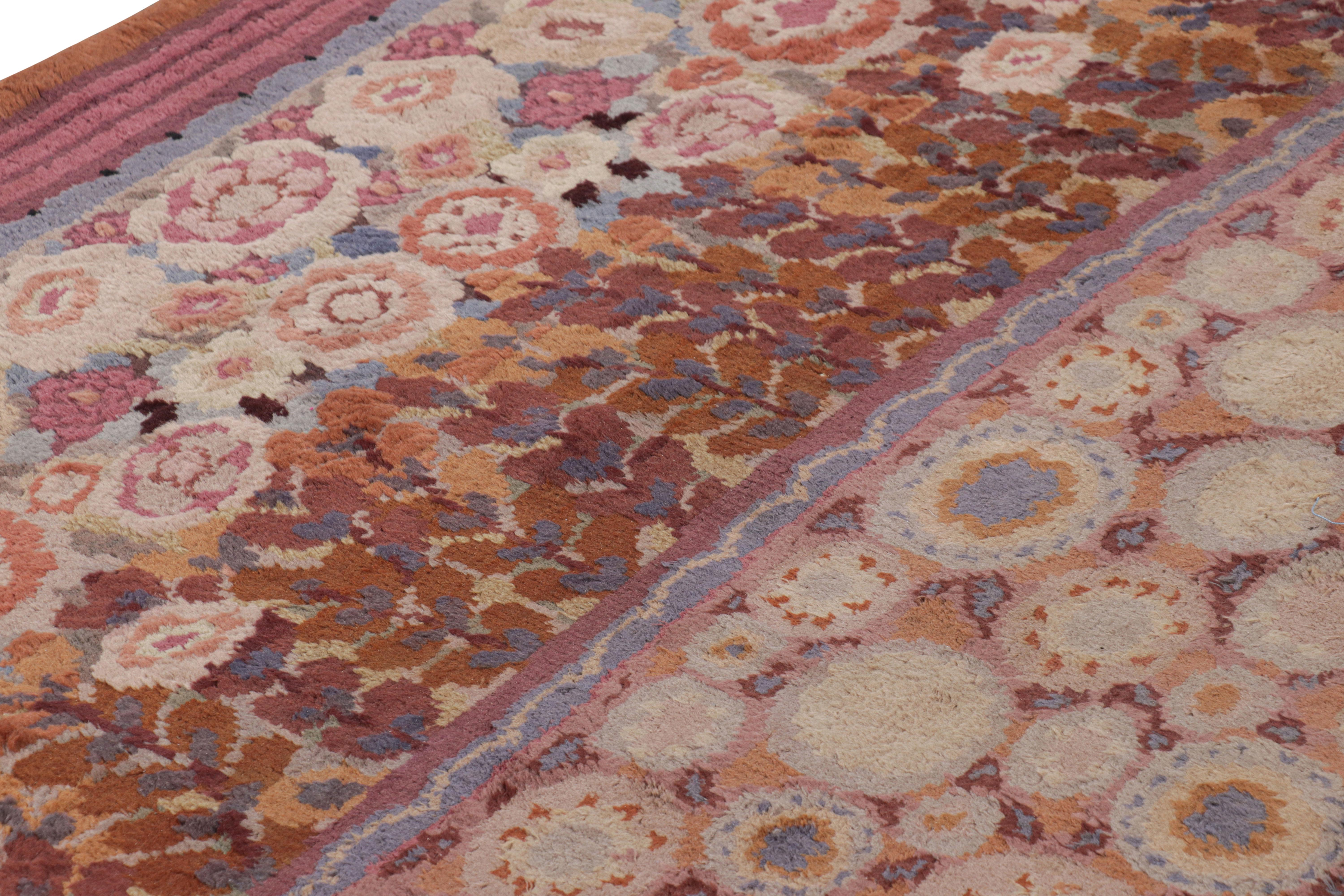 Antique Savonnerie French Art Deco Rug, Salmon with Florals - Rug & Kilim For Sale 1