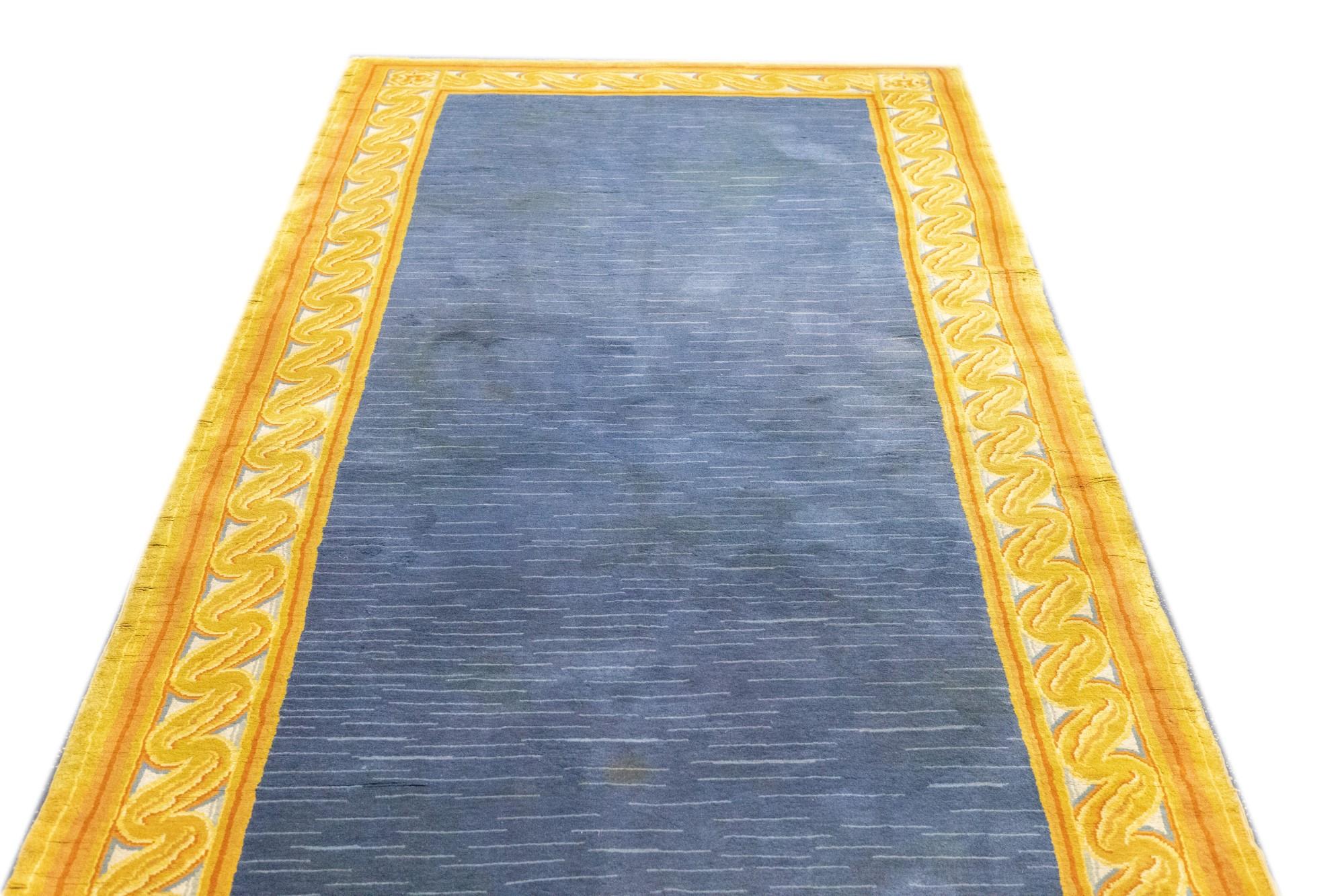 Tappeto antico Savonnerie 4'11'' x 11'7'' in vendita 4