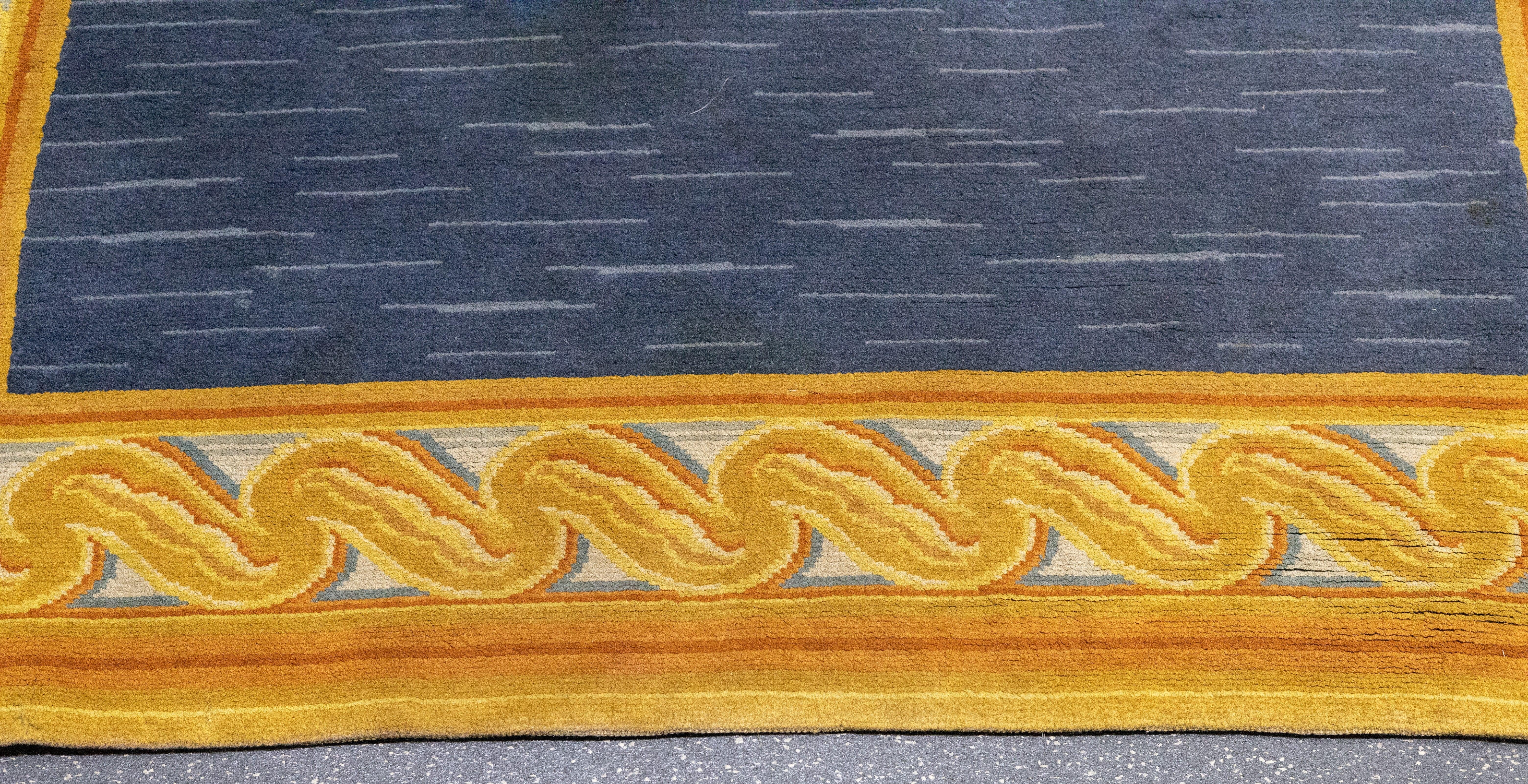 Annodato a mano Tappeto antico Savonnerie 4'11'' x 11'7'' in vendita