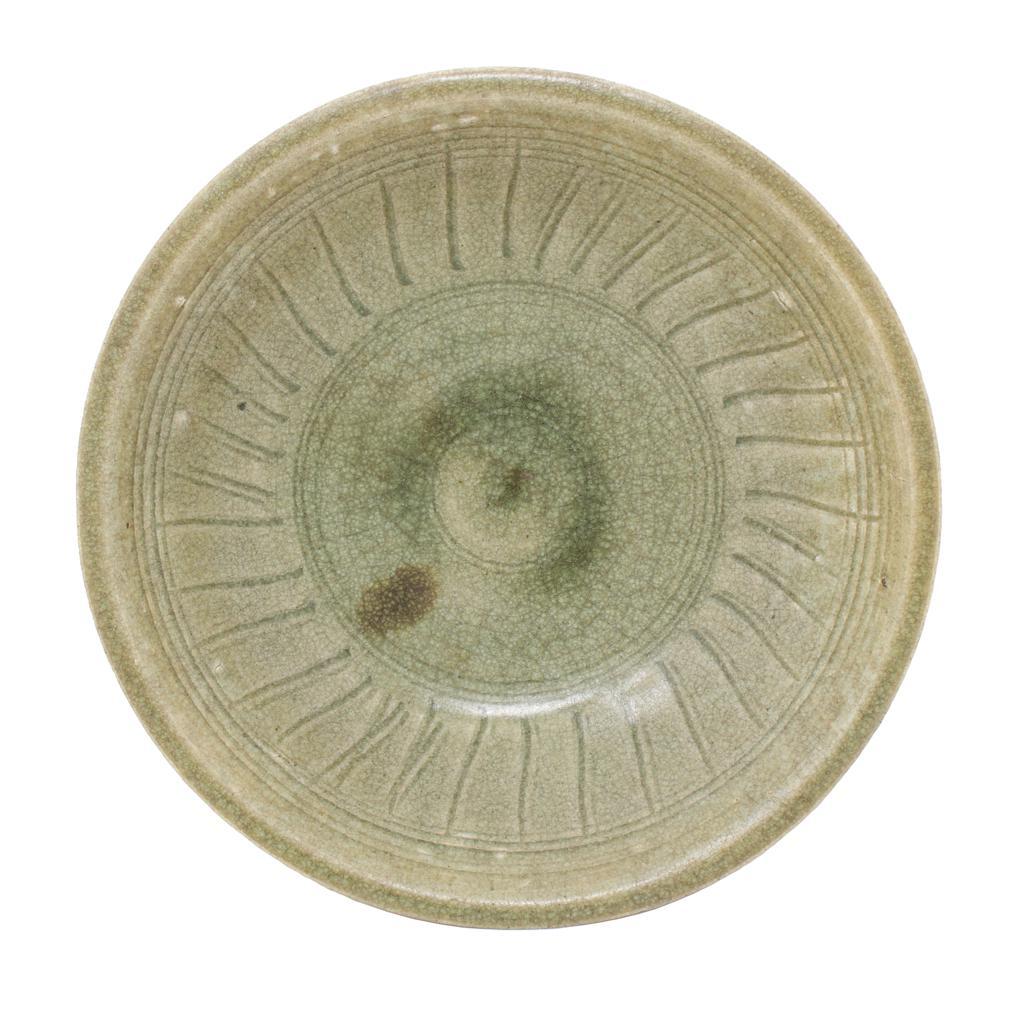 Smaltato Antica ciotola Sawakhalok Celadon, Thailandia, XIV-XV secolo. in vendita